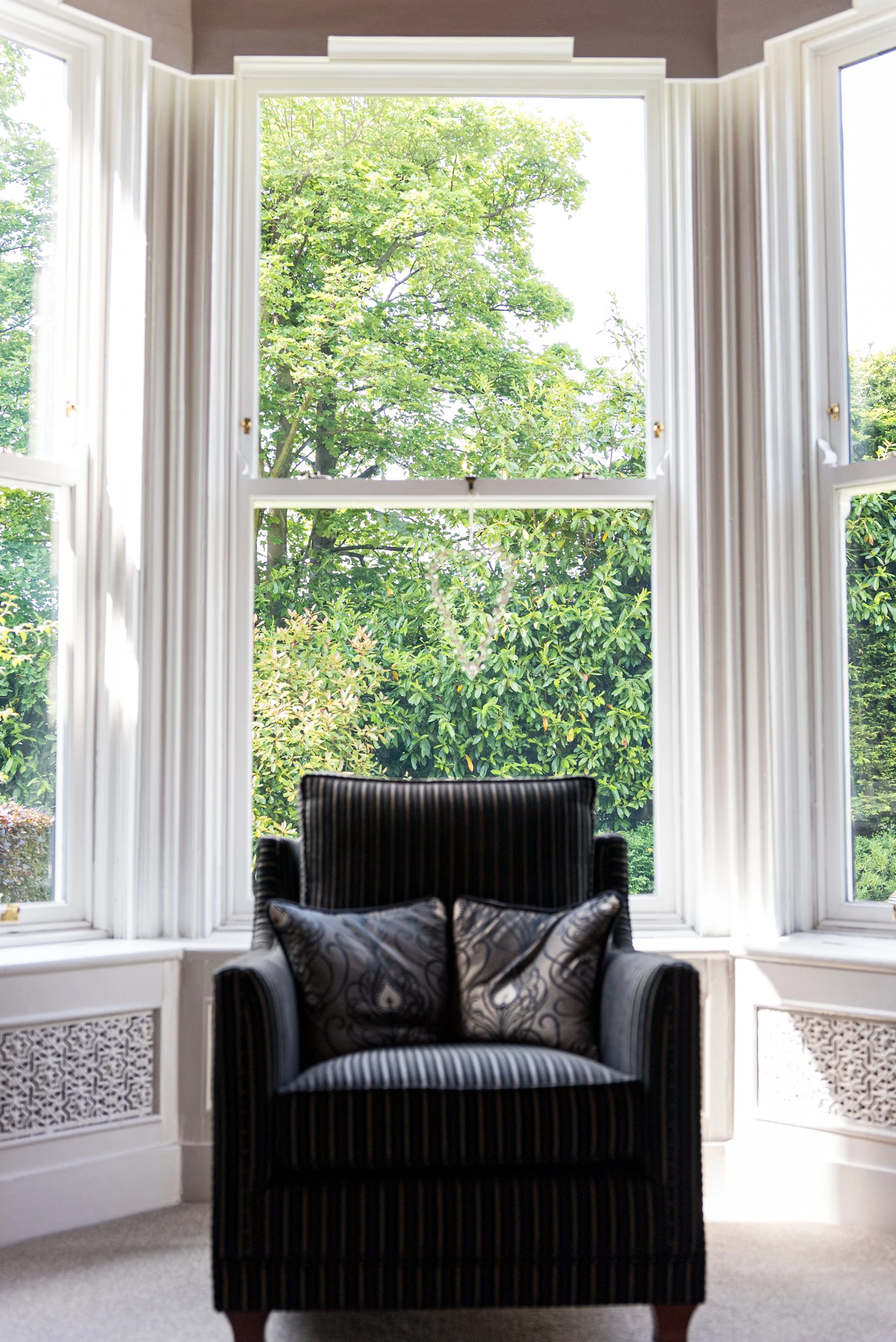 Apartments. - Hardisty