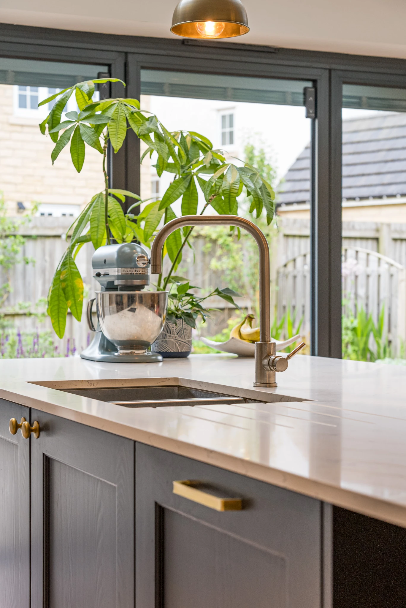 Over £750k - Hardisty