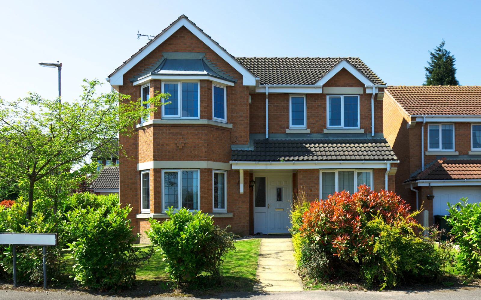 Bank of England holds interest rates at 5.25% for second time - Hardisty