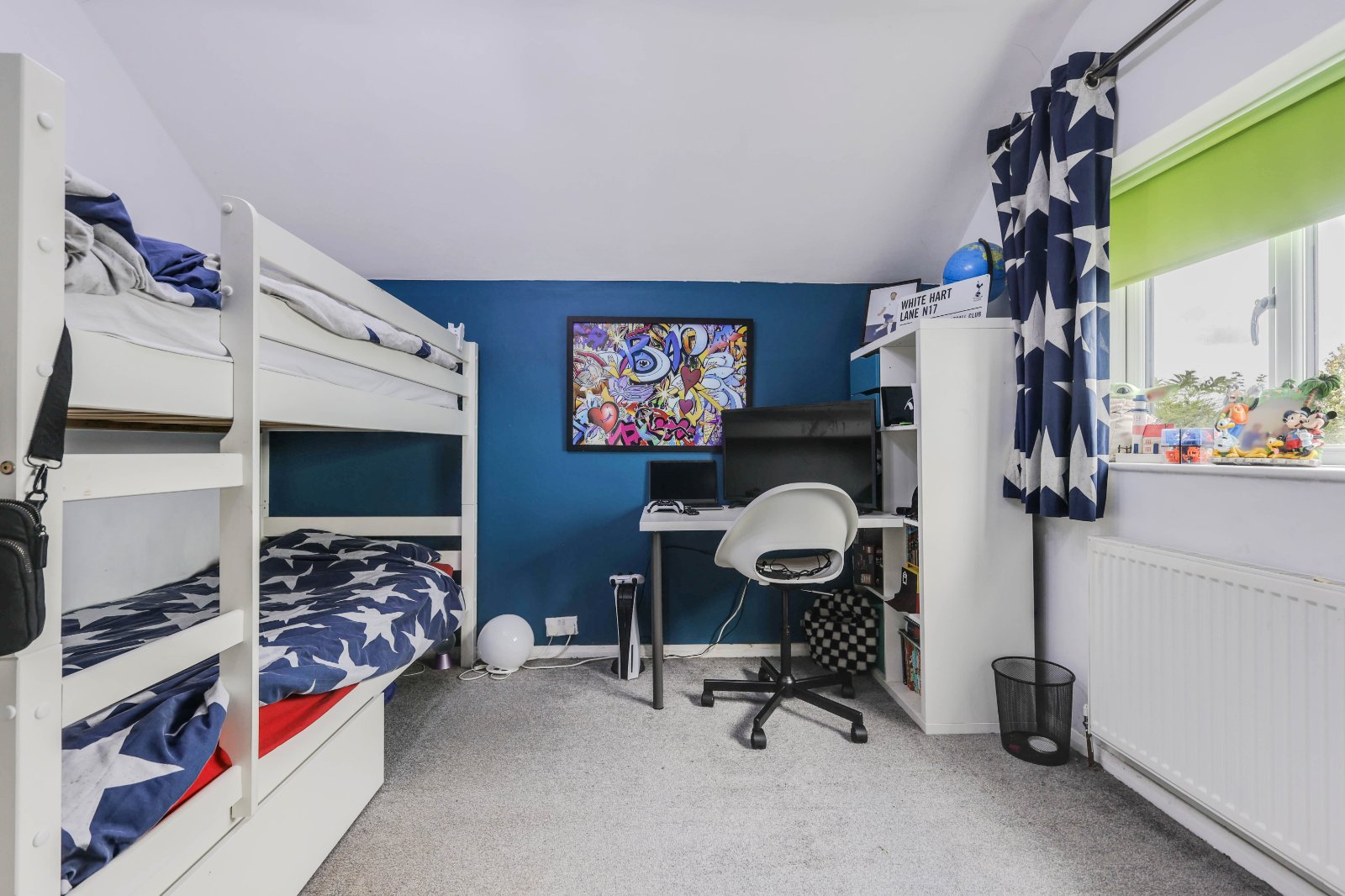 Greenbanks Drive, Horsforth, Leeds, West Yorkshire, LS18
