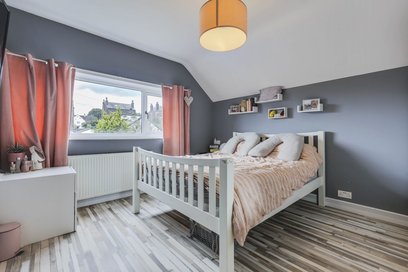 Greenbanks Drive, Horsforth, Leeds, West Yorkshire, LS18