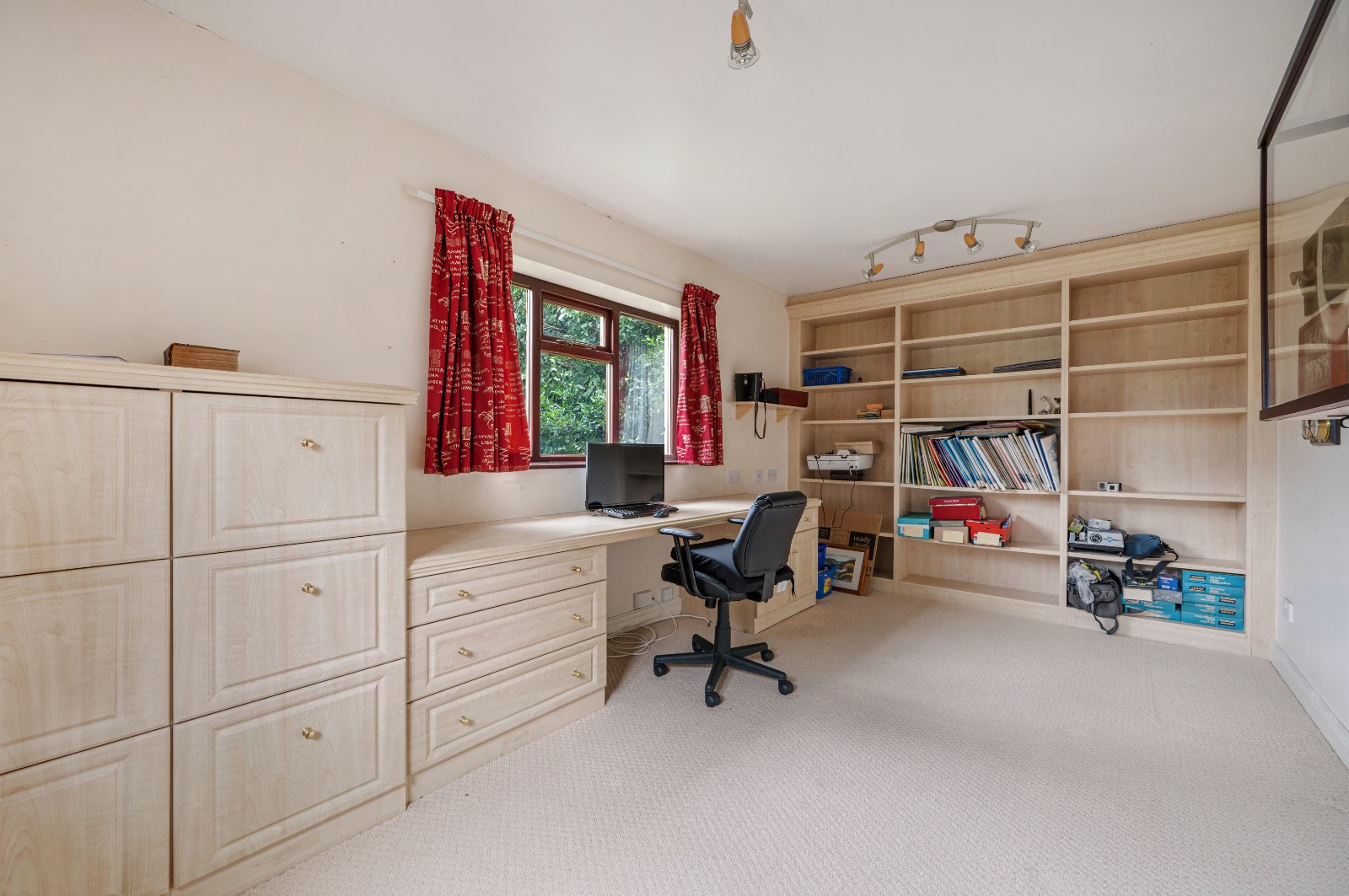 Shell Lane, Calverley, Pudsey, West Yorkshire, LS28