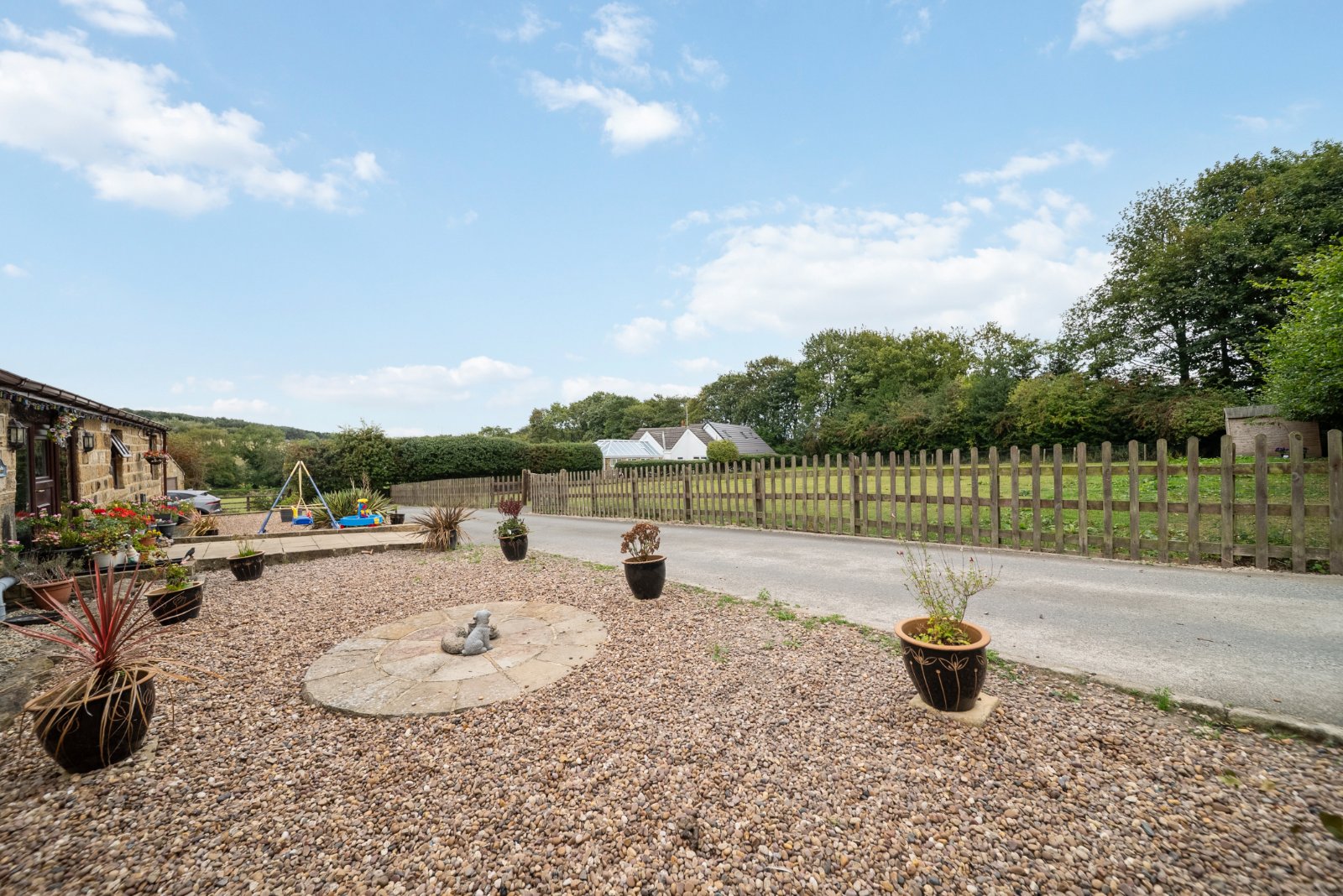 Dean Head, Scotland Lane, Horsforth, Leeds, LS18