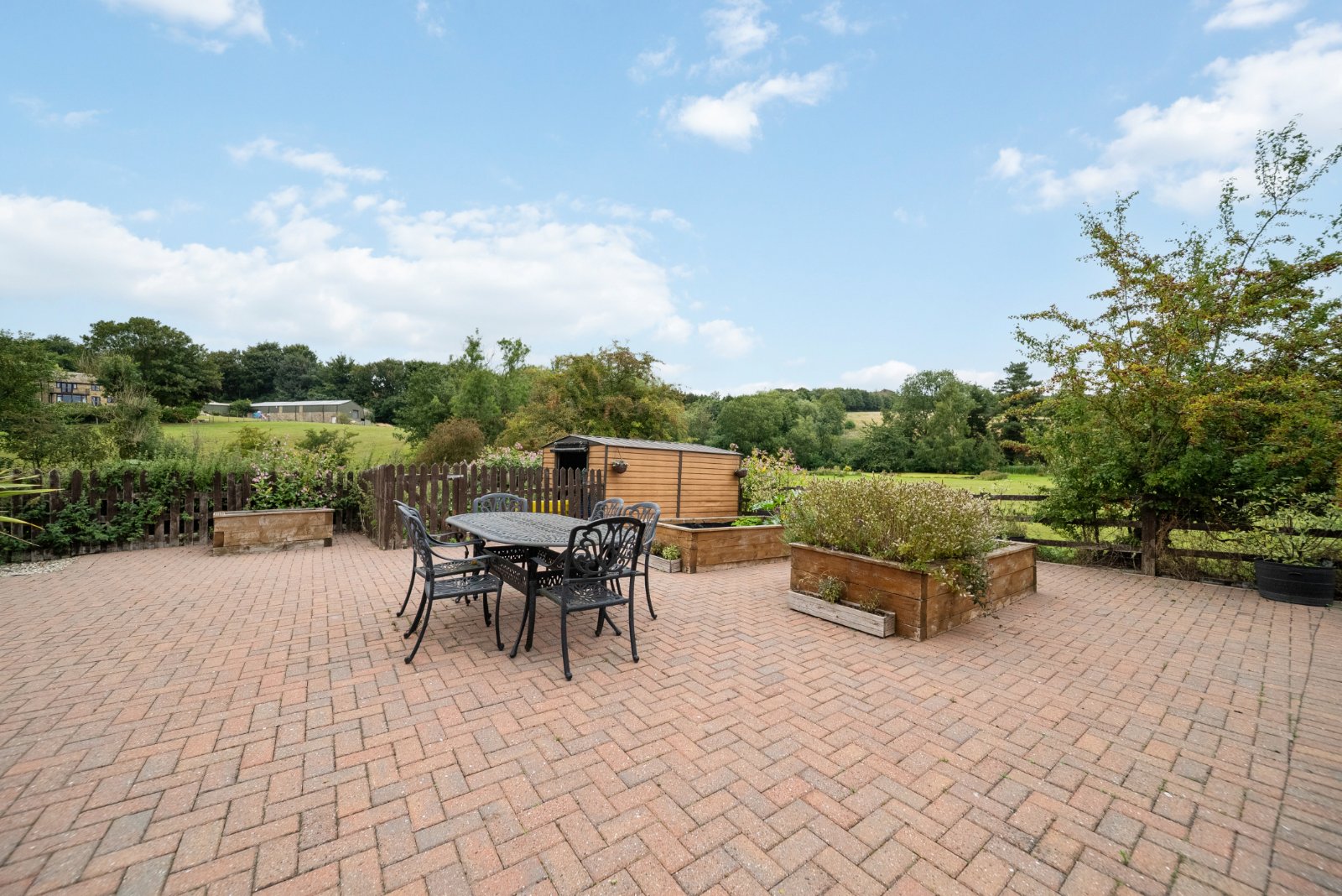 Dean Head, Scotland Lane, Horsforth, Leeds, LS18