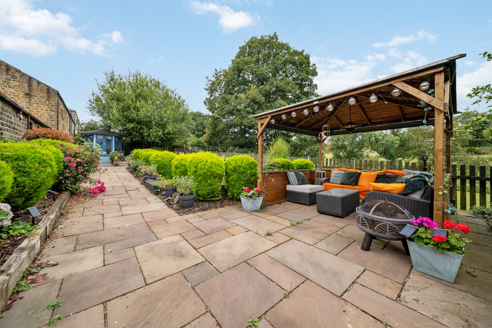 Dean Head, Scotland Lane, Horsforth, Leeds, LS18