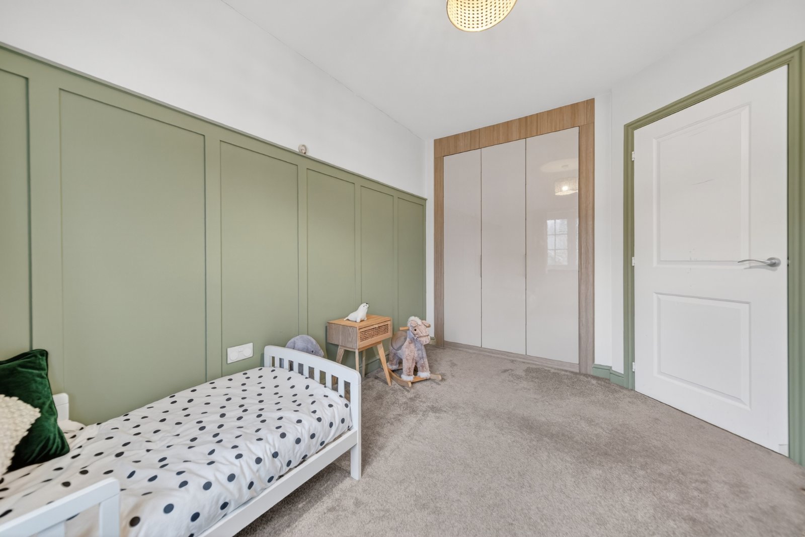 Brodrick Drive, Horsforth, Leeds, West Yorkshire, LS18