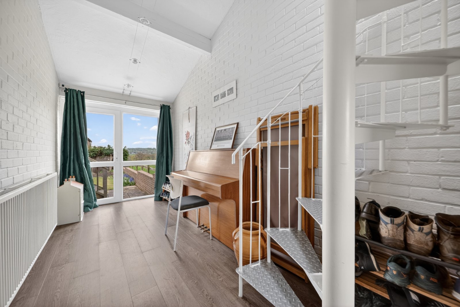 New York Lane, Rawdon, Leeds, LS19