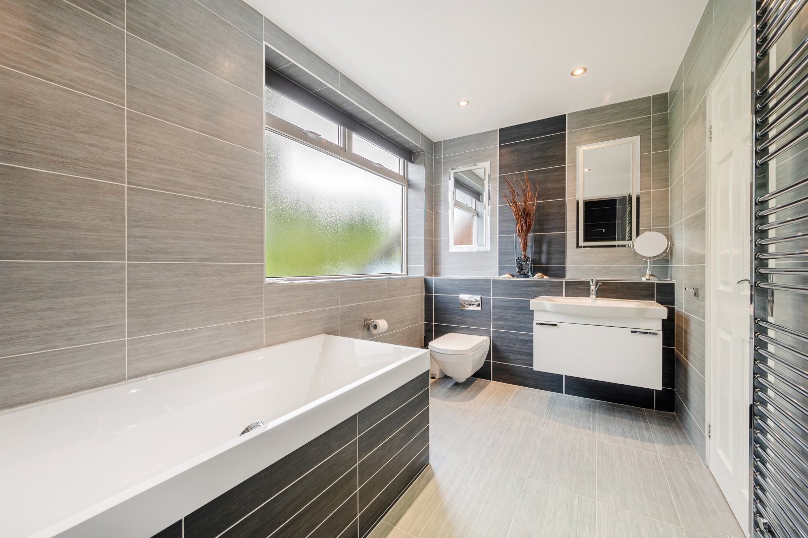 Foxholes Crescent, Calverley, Pudsey, Leeds, LS28