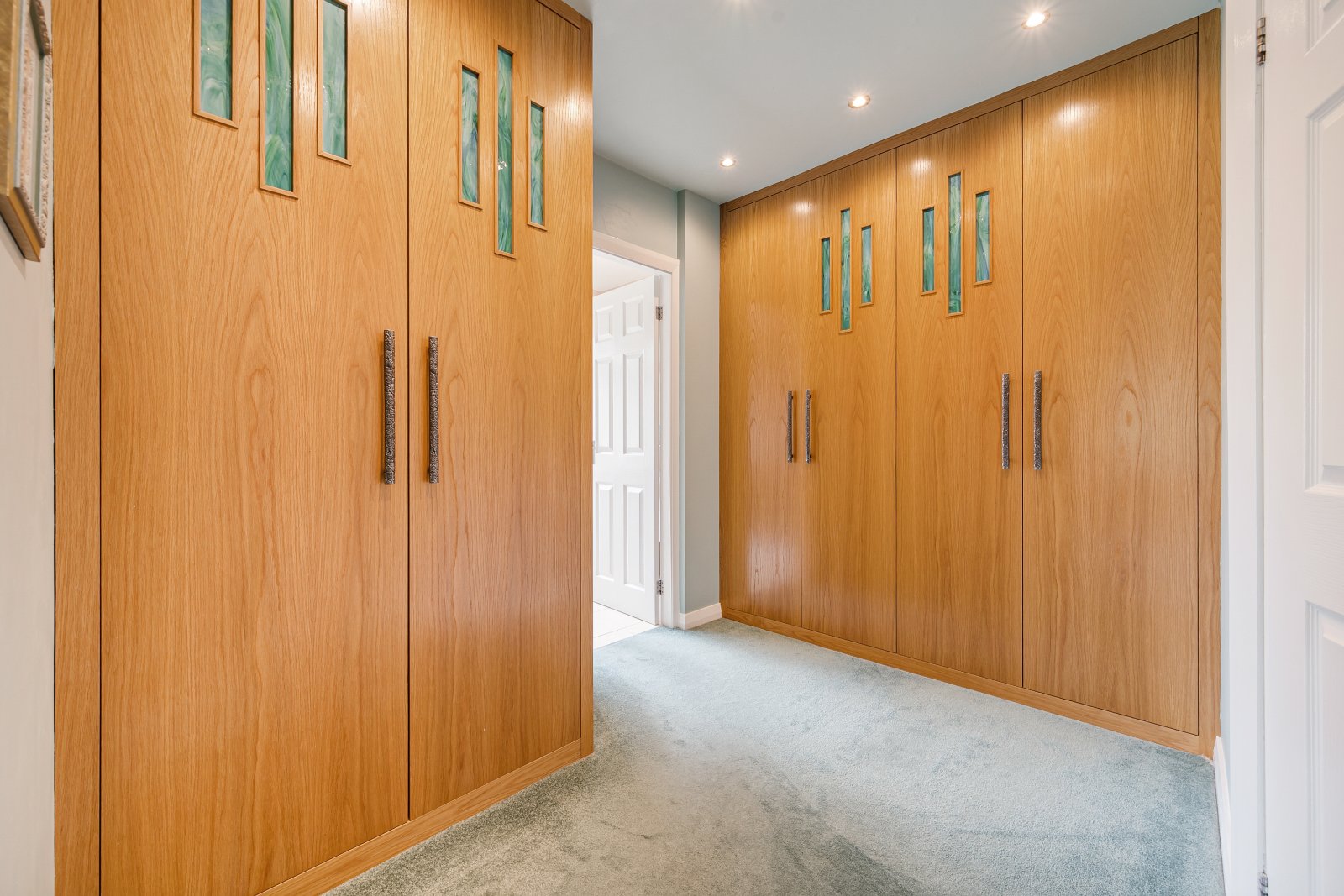 Foxholes Crescent, Calverley, Pudsey, Leeds, LS28