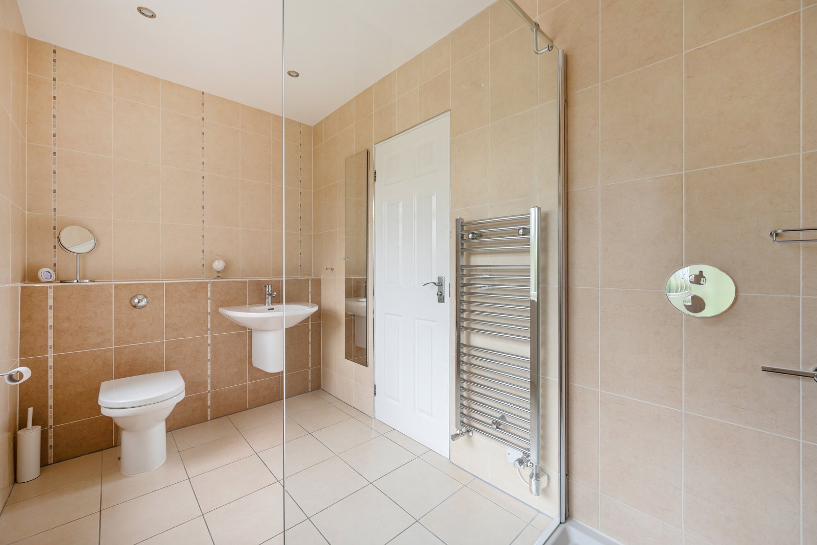 Foxholes Crescent, Calverley, Pudsey, Leeds, LS28