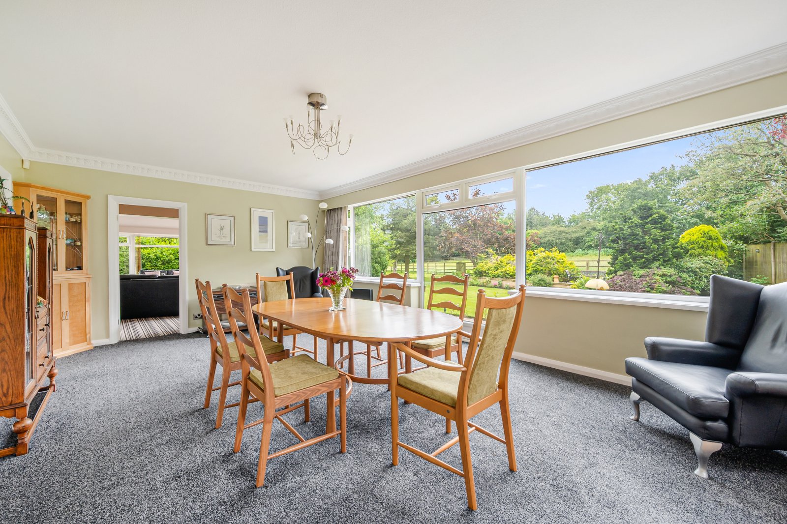 Foxholes Crescent, Calverley, Pudsey, Leeds, LS28