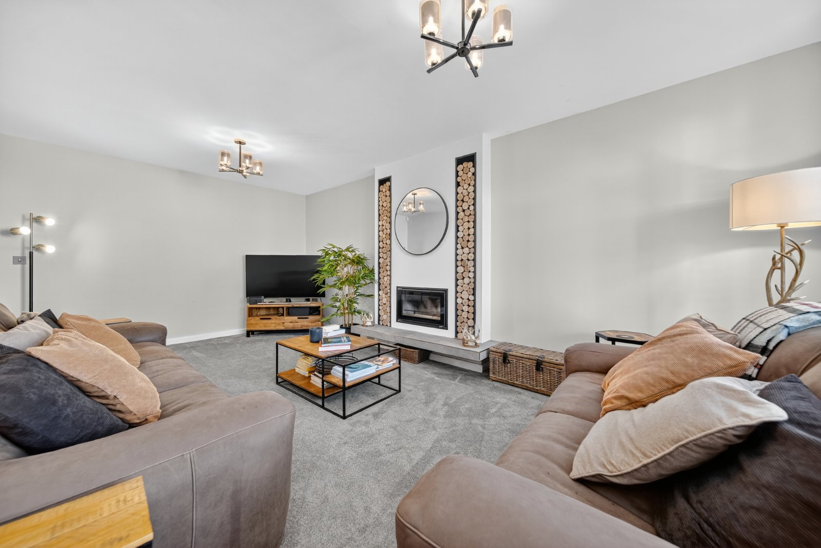 Southway, Horsforth, Leeds, West Yorkshire, LS18