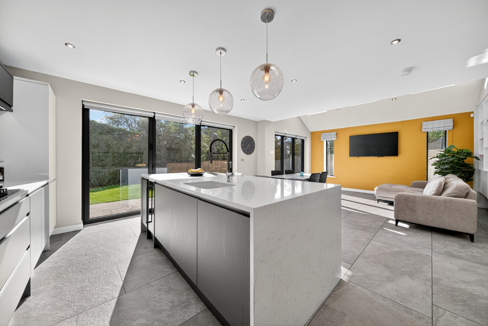 Southway, Horsforth, Leeds, West Yorkshire, LS18