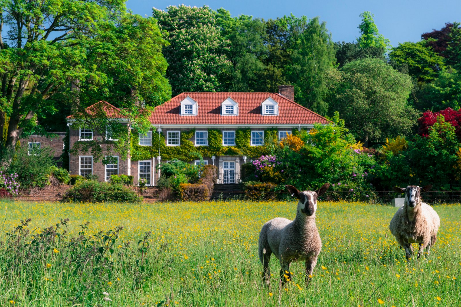 Woodlands Drive, Rawdon, Leeds, West Yorkshire, LS19