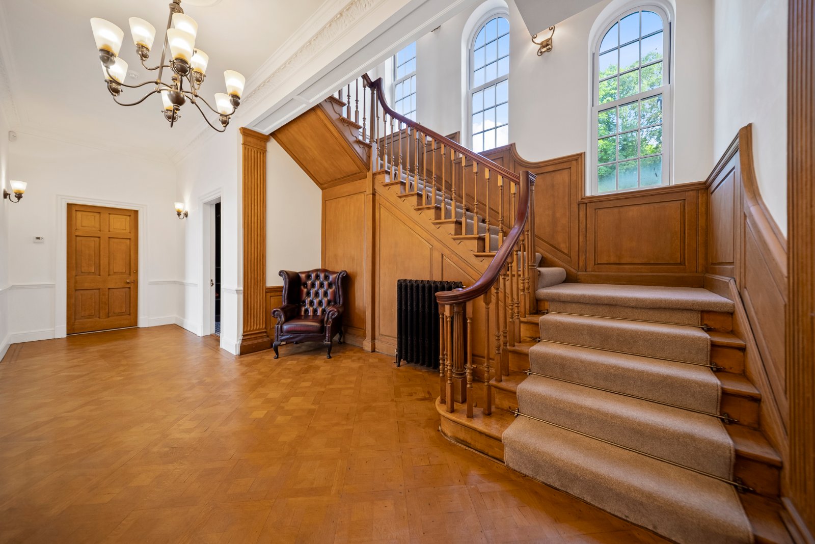 Woodlands Drive, Rawdon, Leeds, West Yorkshire, LS19