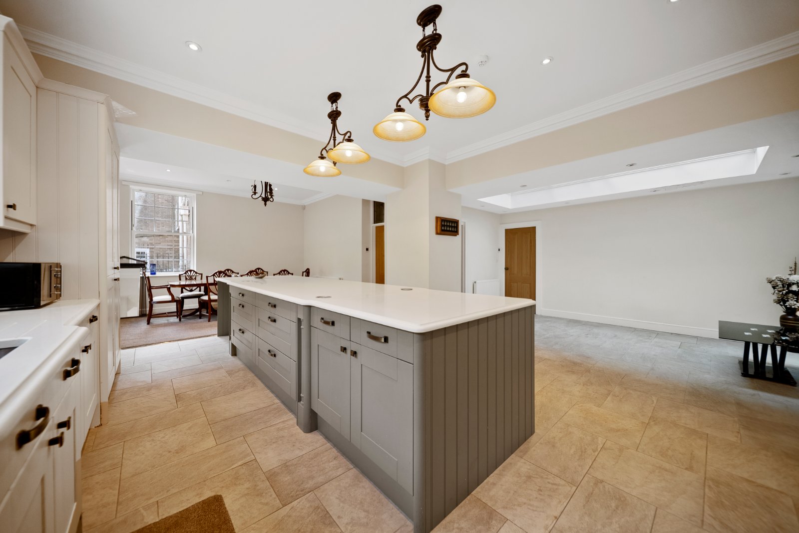 Woodlands Drive, Rawdon, Leeds, West Yorkshire, LS19