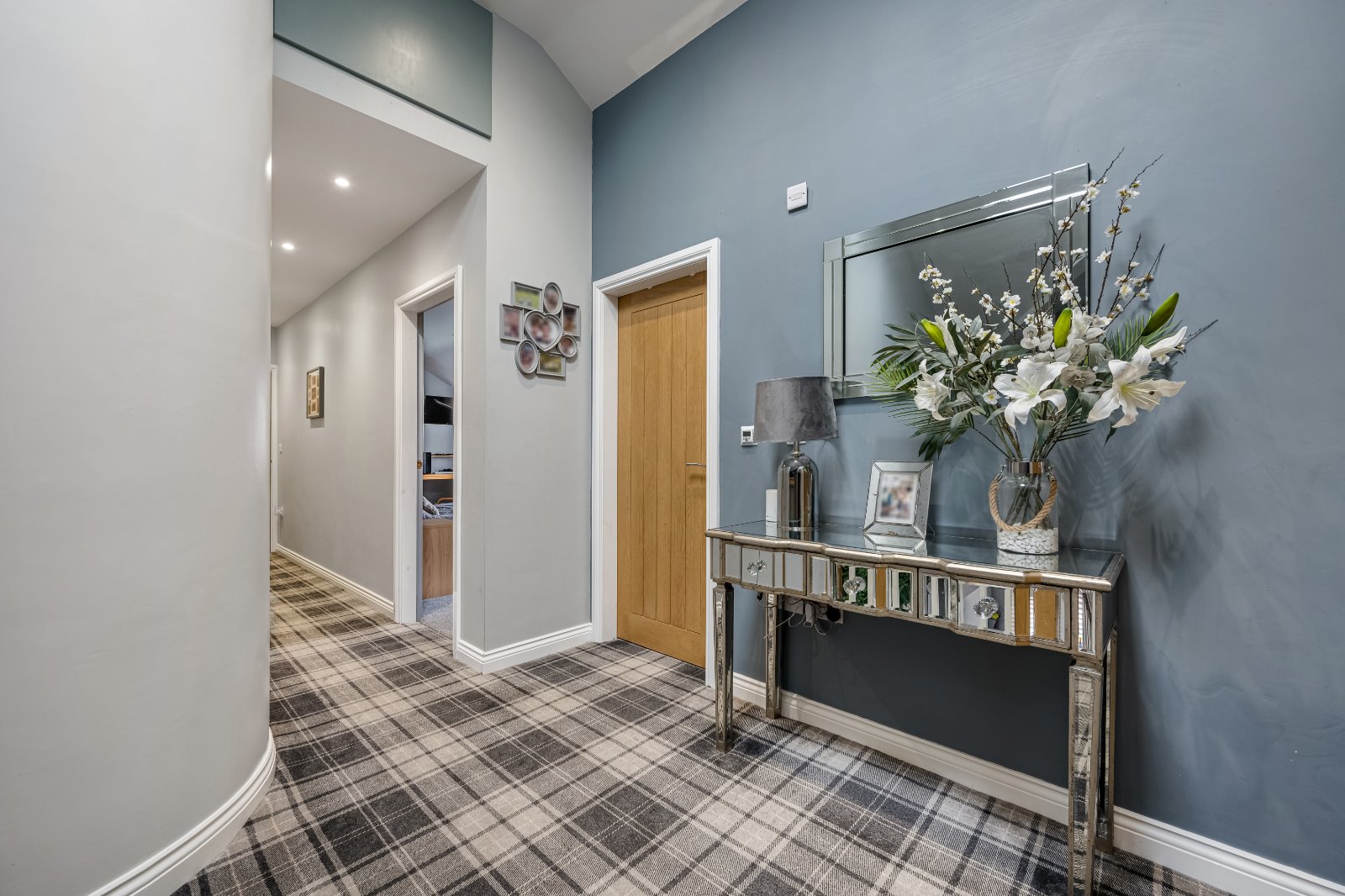 Foxholes Crescent, Calverley, Pudsey, West Yorkshire, LS28