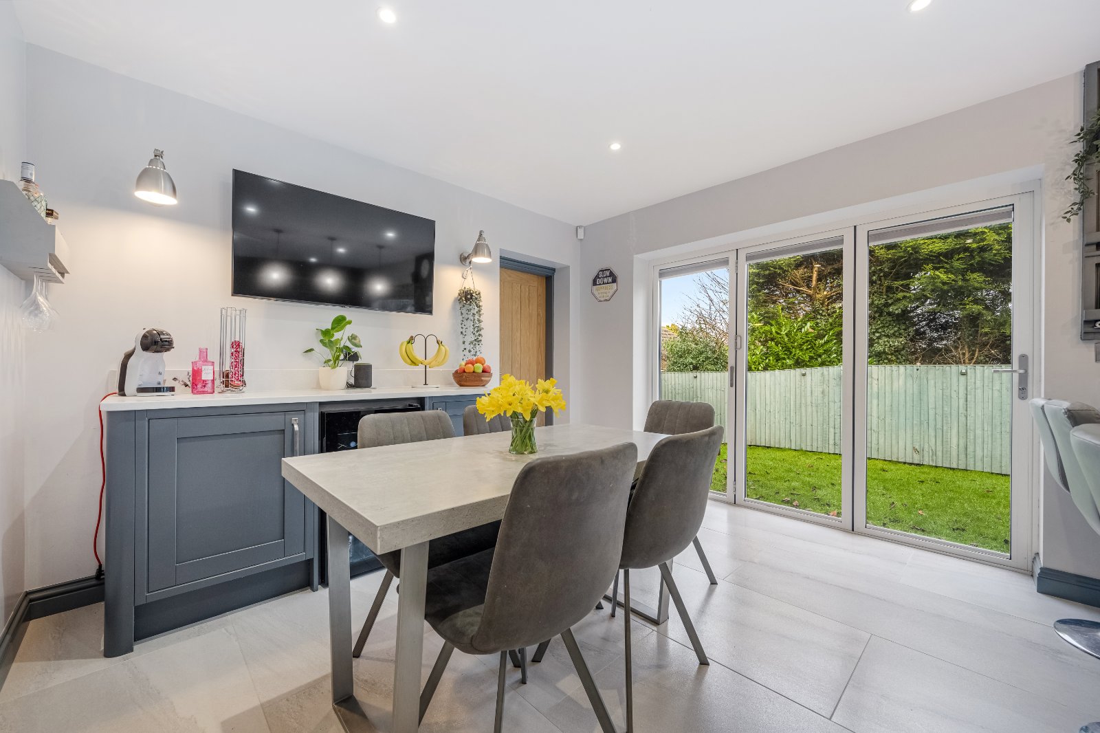 Foxholes Crescent, Calverley, Pudsey, West Yorkshire, LS28