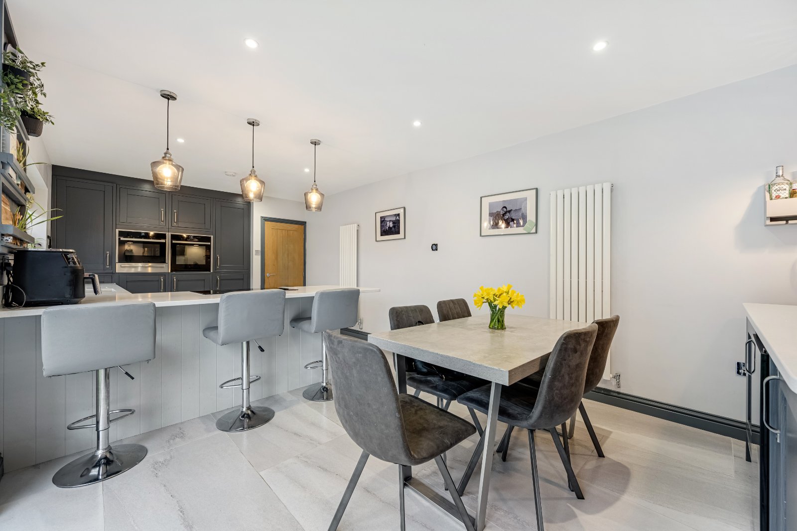 Foxholes Crescent, Calverley, Pudsey, West Yorkshire, LS28