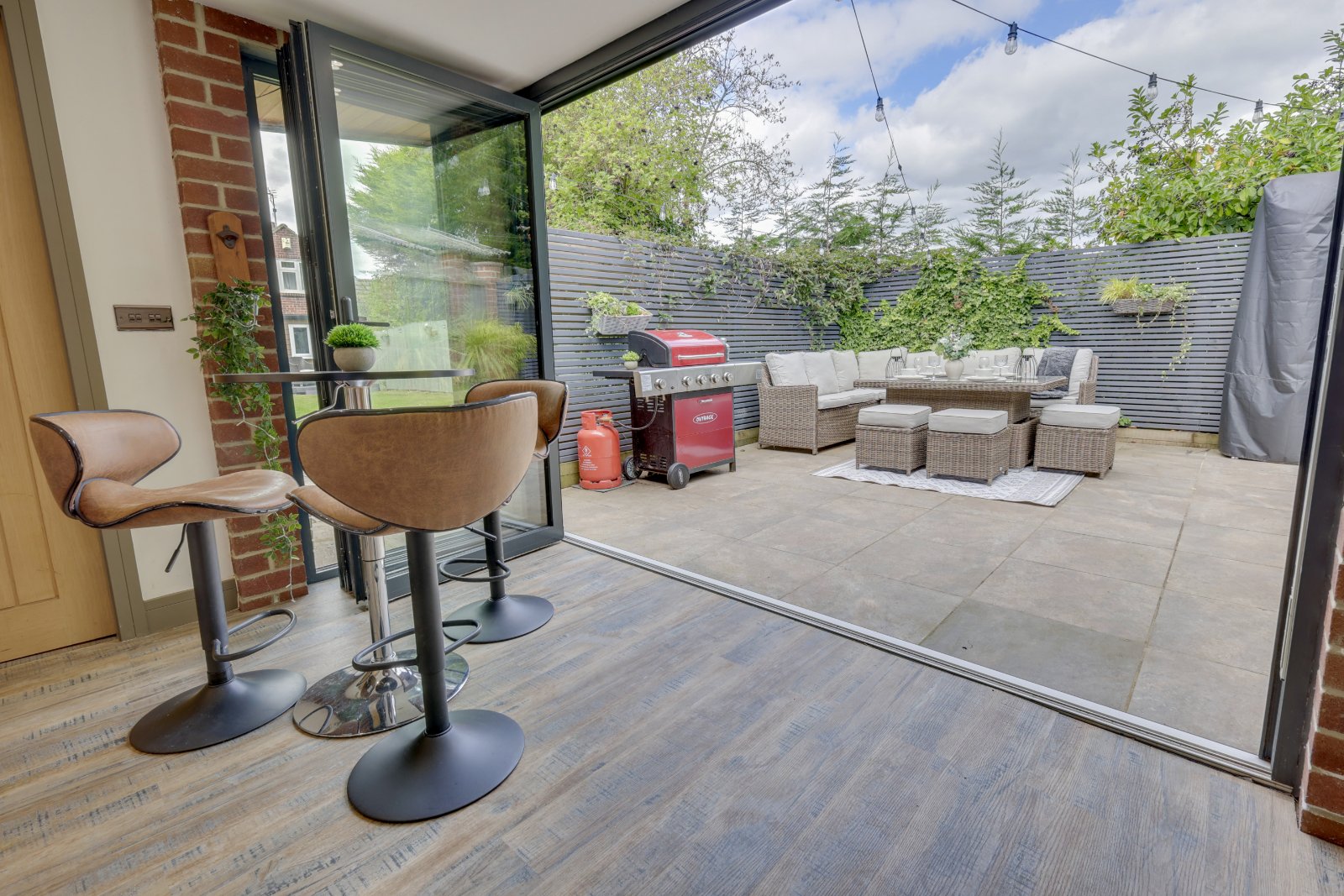 Foxholes Crescent, Calverley, Pudsey, West Yorkshire, LS28