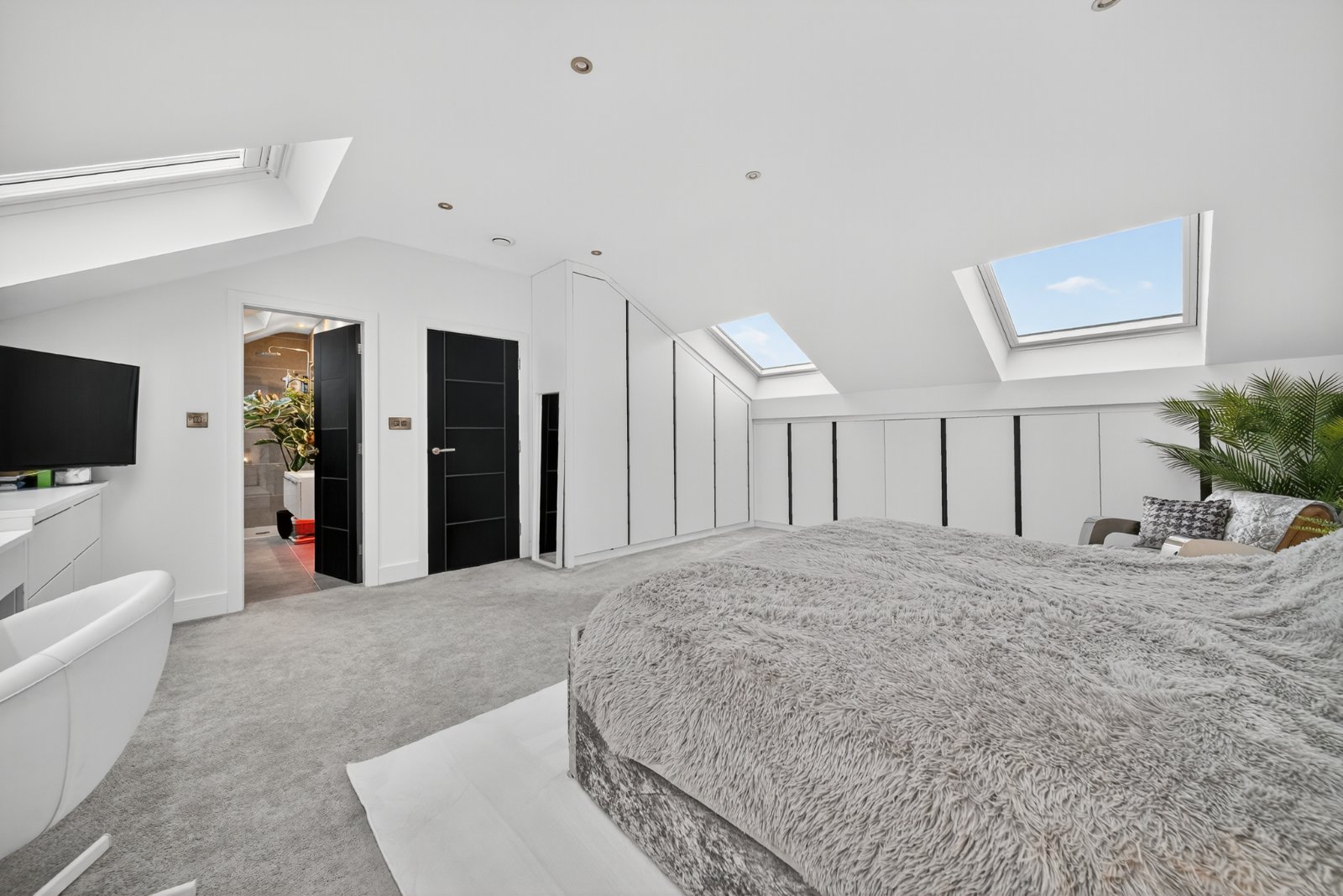 Carlton Lane, Guiseley, Leeds, West Yorkshire, LS20