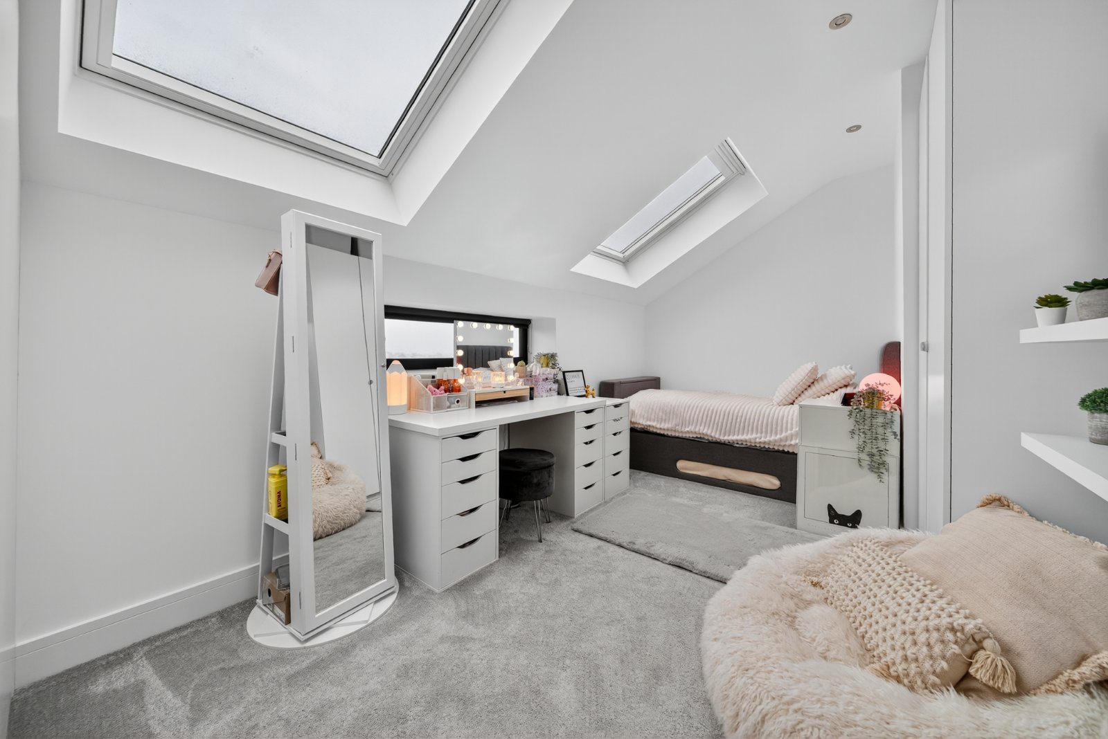 Carlton Lane, Guiseley, Leeds, West Yorkshire, LS20