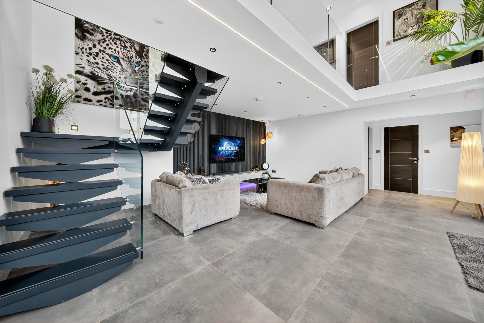 Carlton Lane, Guiseley, Leeds, West Yorkshire, LS20