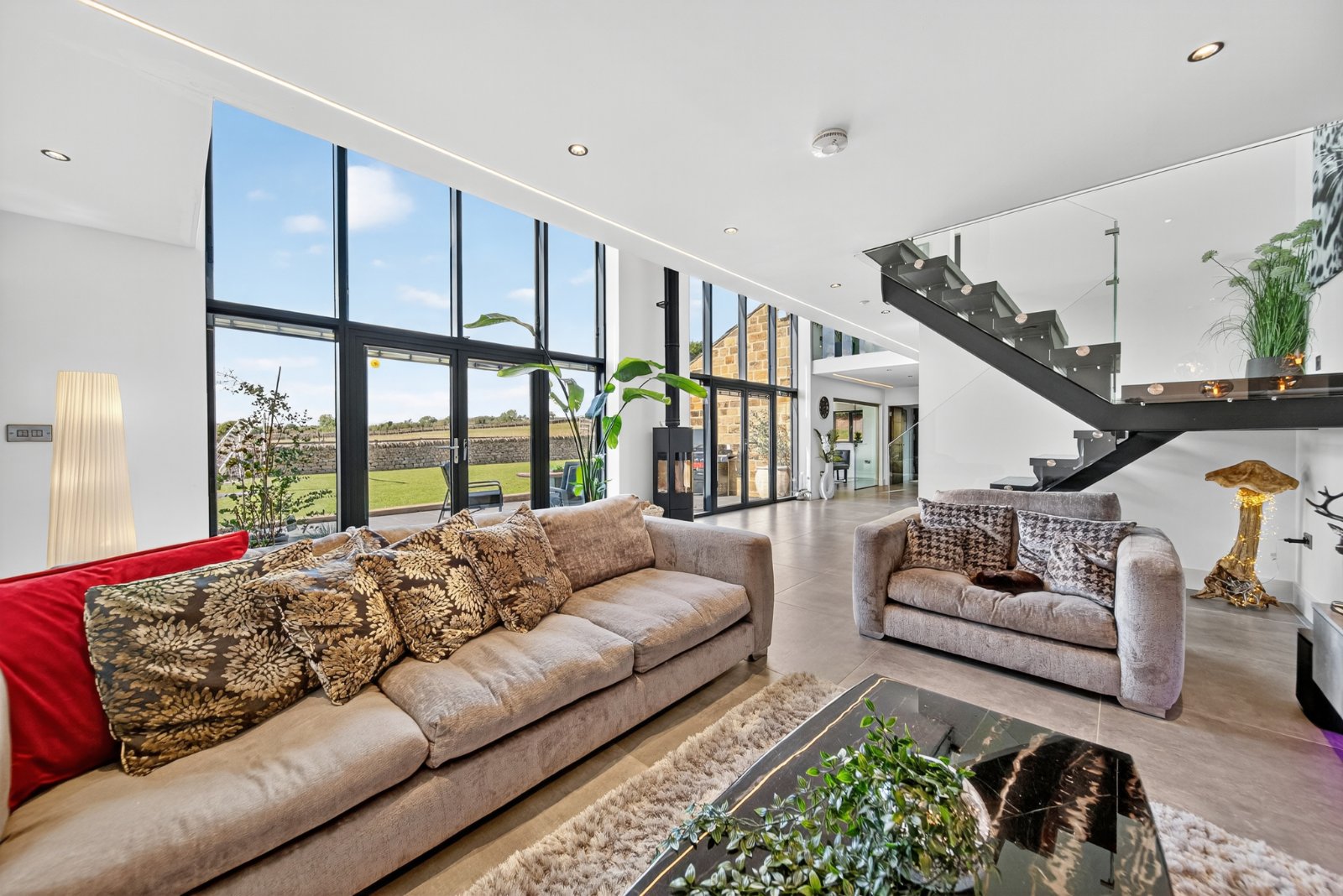 Carlton Lane, Guiseley, Leeds, West Yorkshire, LS20