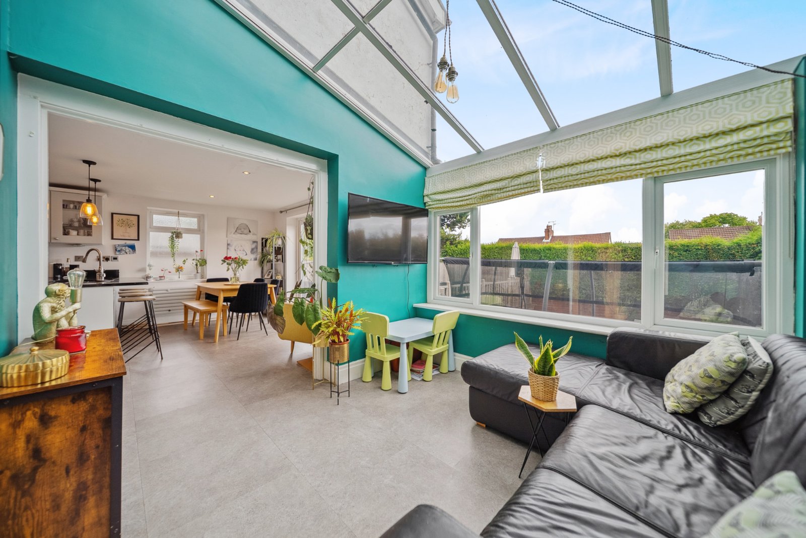 Brownberrie Drive, Horsforth, Leeds, West Yorkshire, LS18