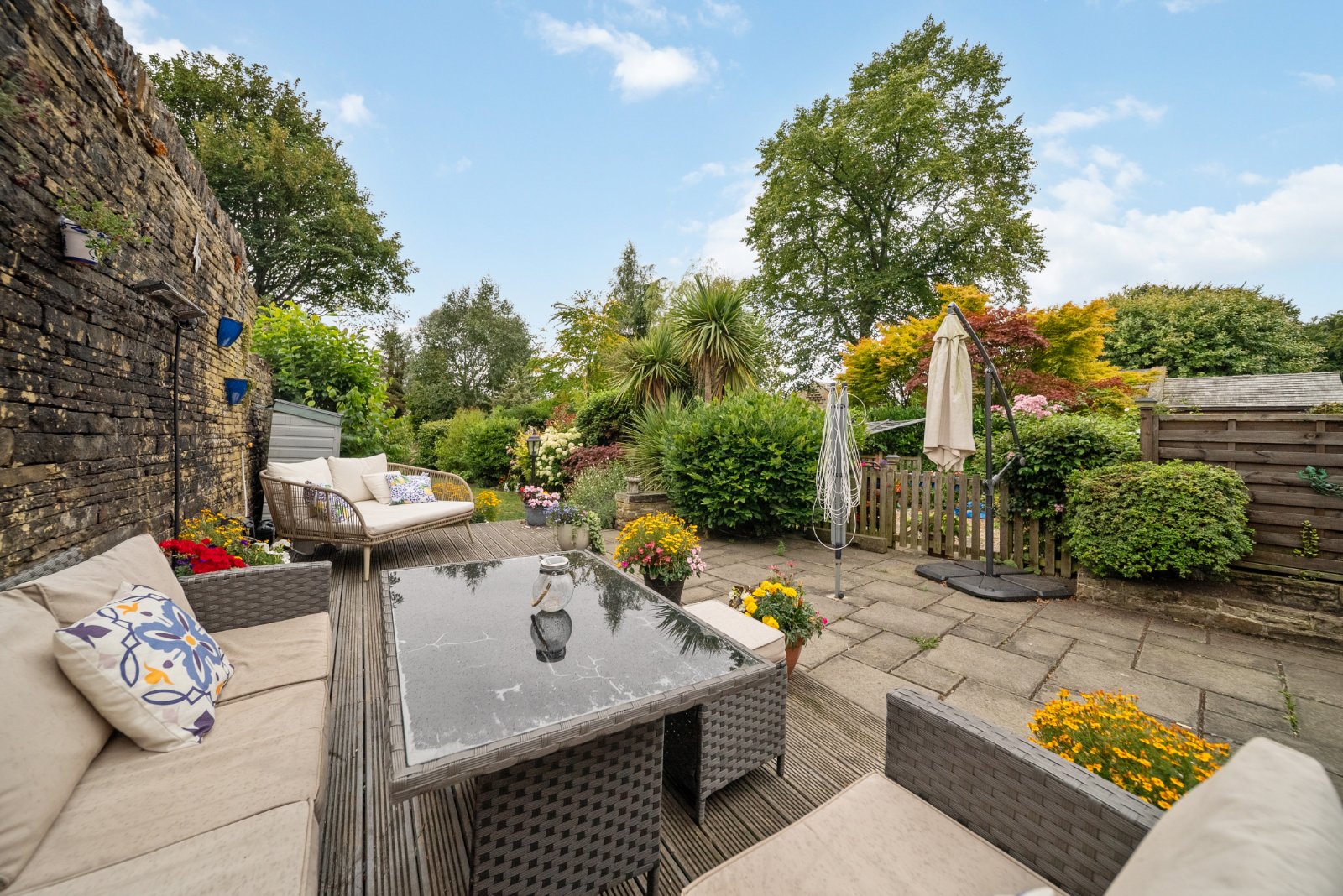 Woodhall Hills, Calverley, Pudsey, West Yorkshire, LS28