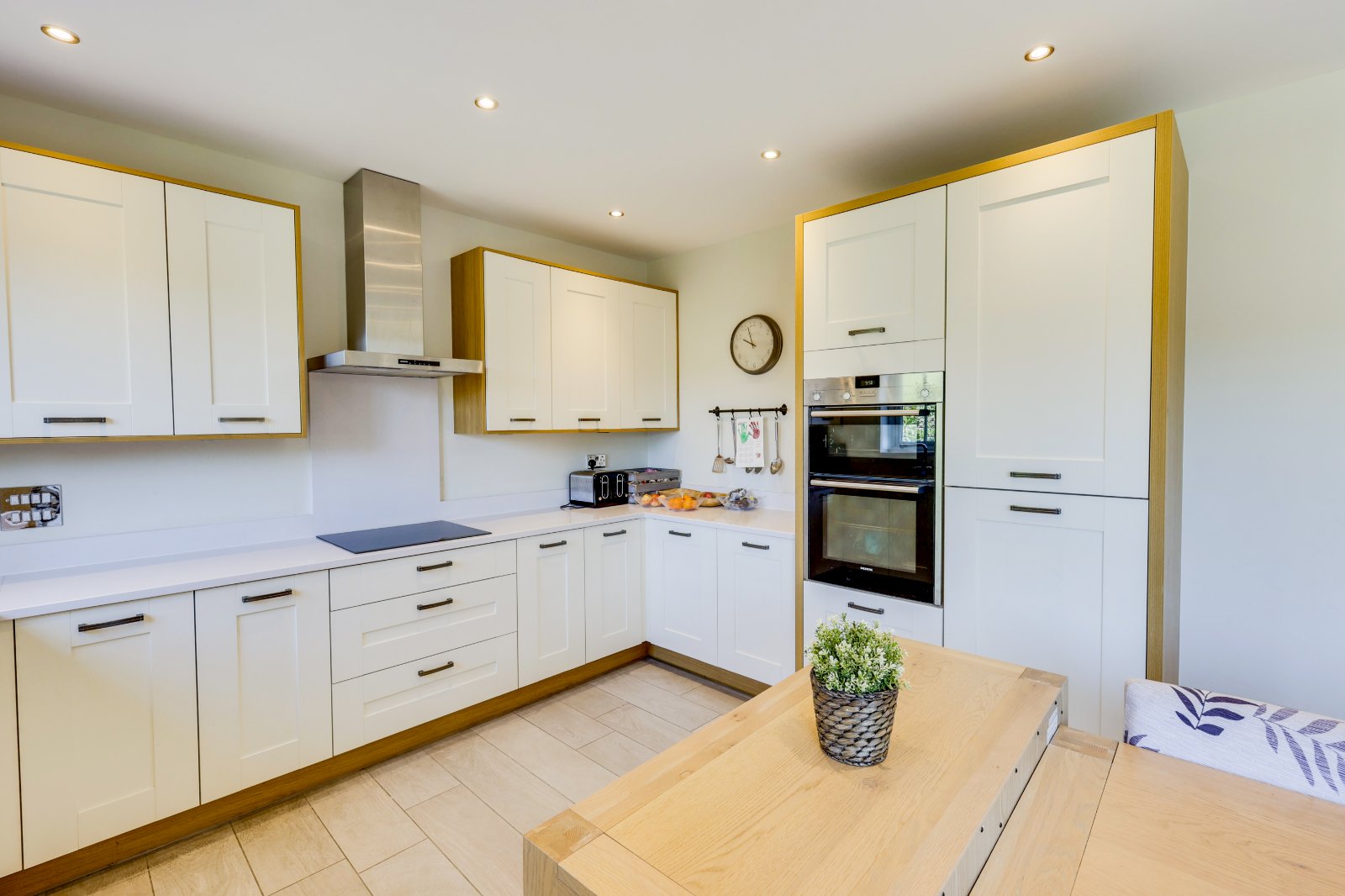 Bletchley Way, Horsforth, Leeds, West Yorkshire, LS18