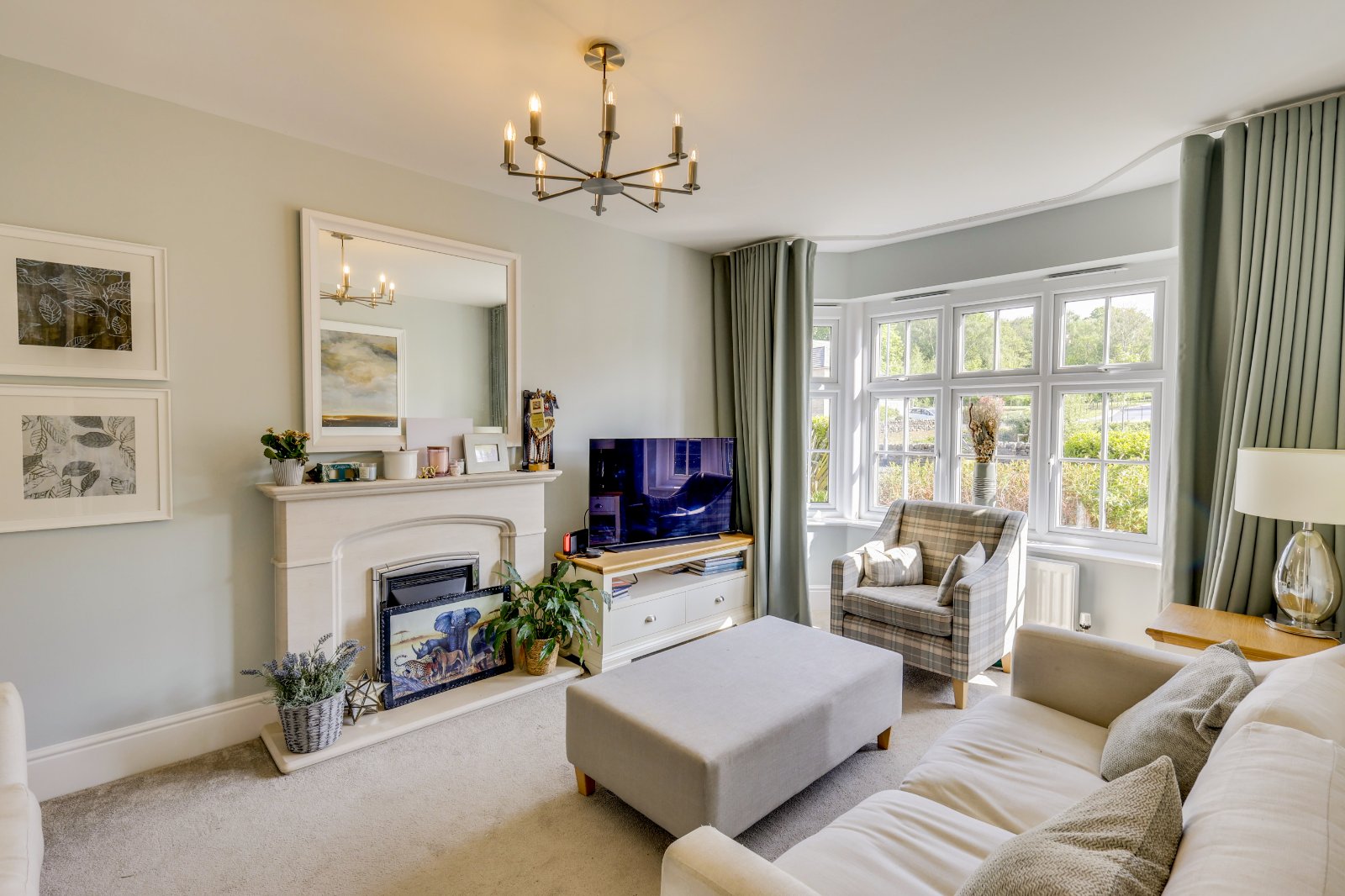 Bletchley Way, Horsforth, Leeds, West Yorkshire, LS18