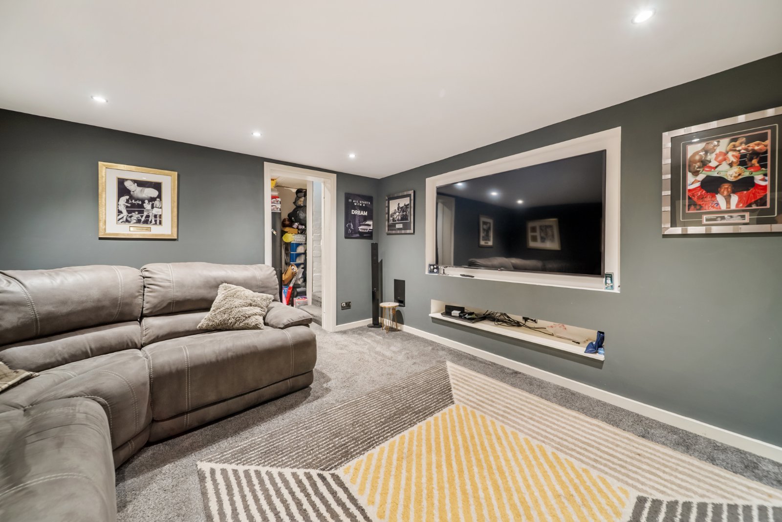 Troy Road, Horsforth, Leeds, West Yorkshire, LS18