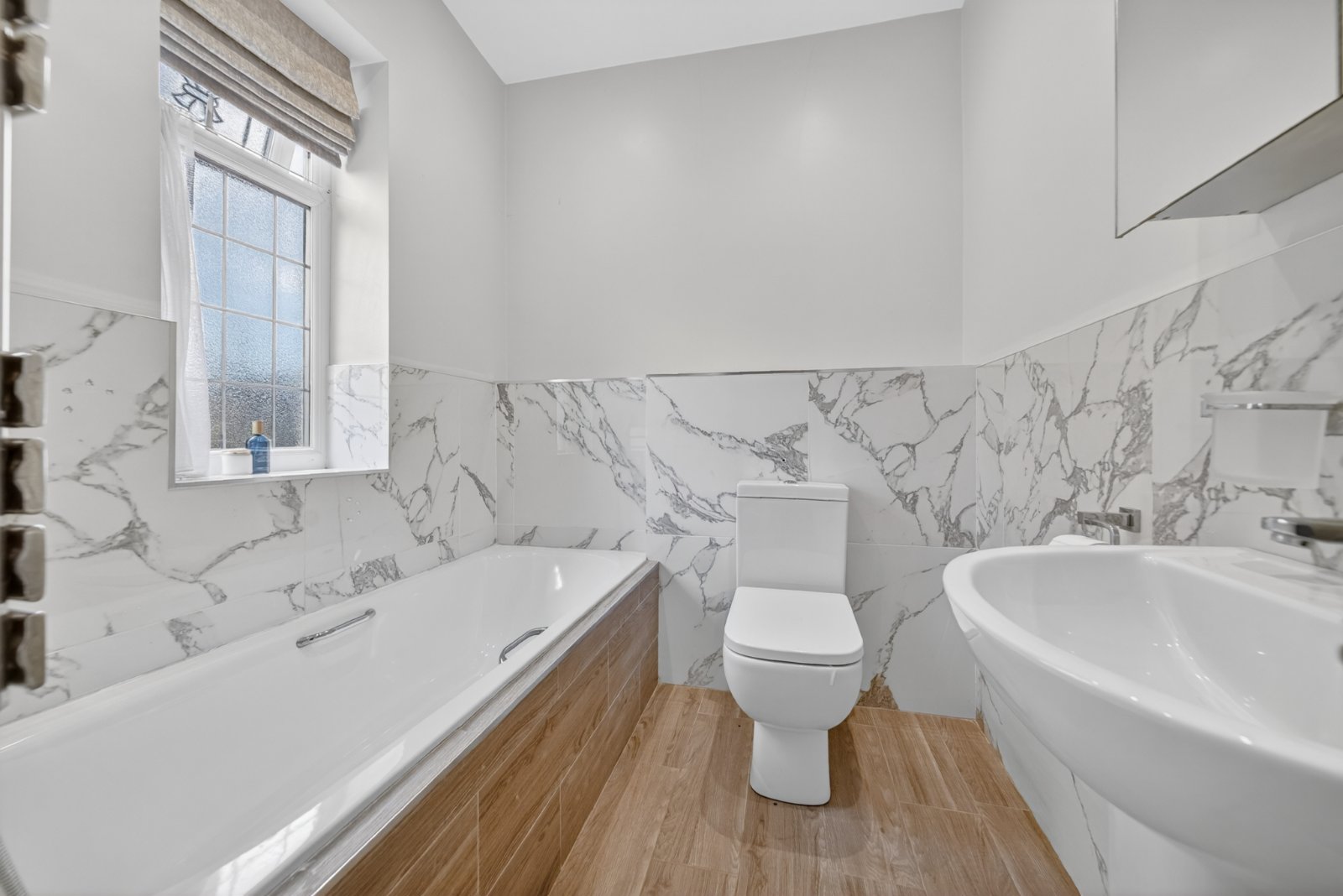 Broadgate Lane, Horsforth, Leeds, West Yorkshire, LS18