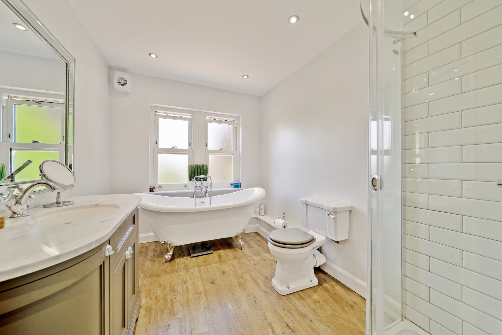 Layton Lane, Rawdon, Leeds, West Yorkshire, LS19