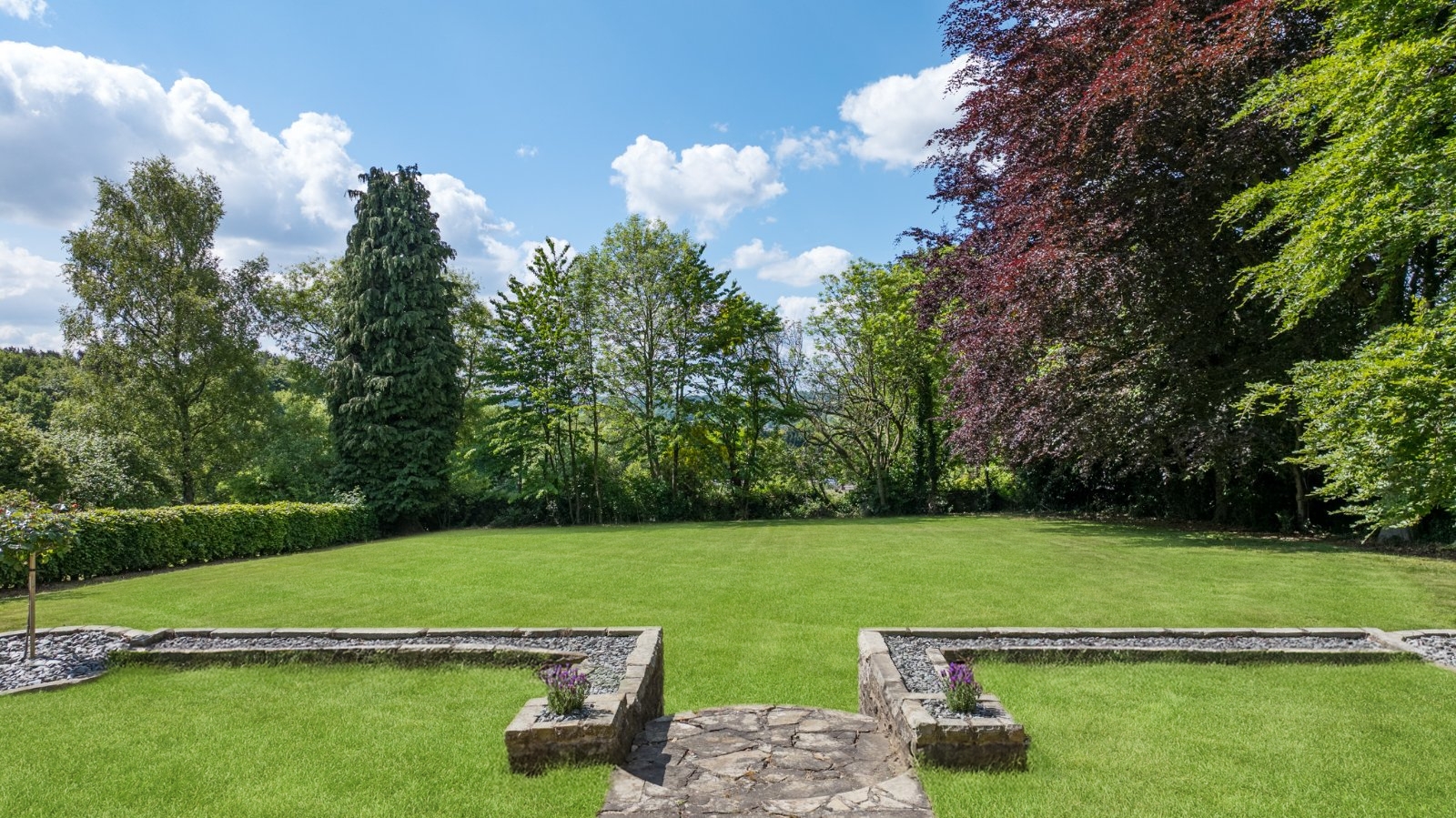 Layton Lane, Rawdon, Leeds, West Yorkshire, LS19