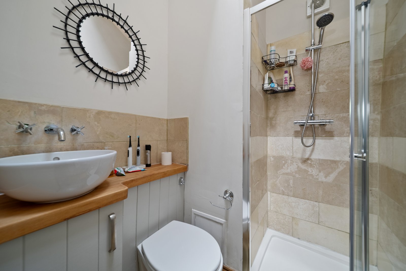 Micklefield Lane, Rawdon, Leeds, West Yorkshire, LS19