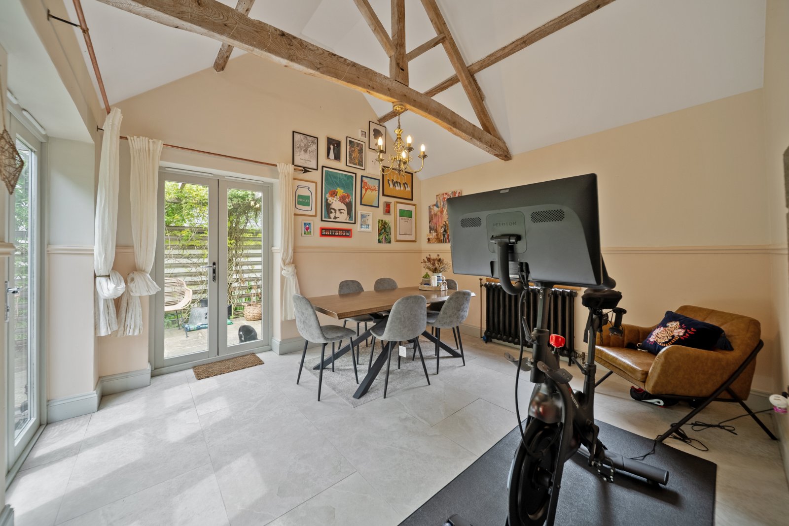 Micklefield Lane, Rawdon, Leeds, West Yorkshire, LS19