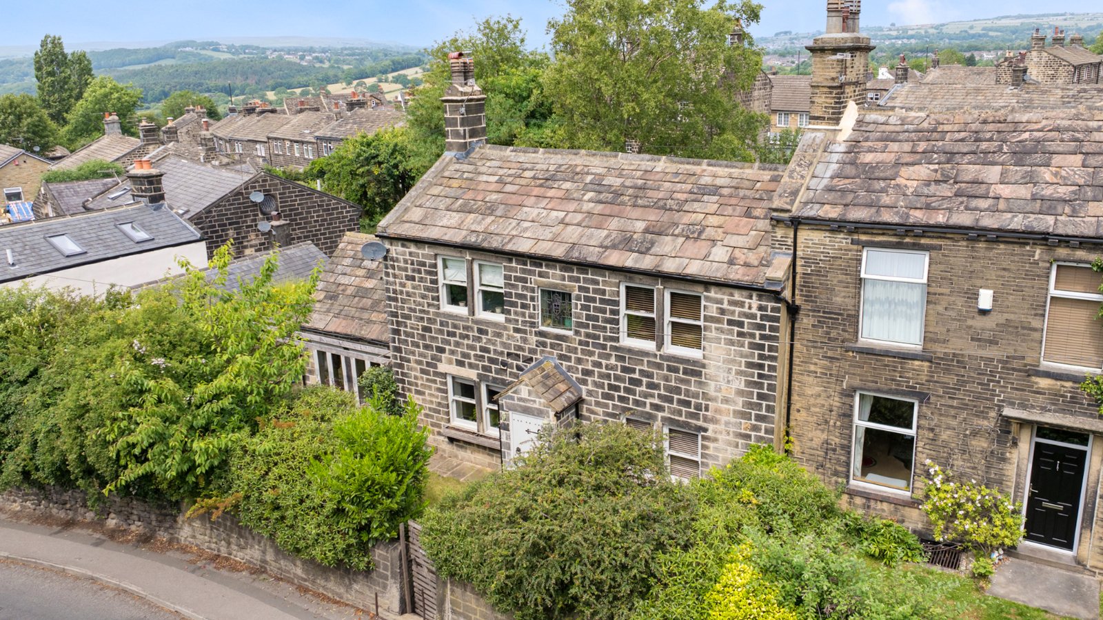 Micklefield Lane, Rawdon, Leeds, West Yorkshire, LS19