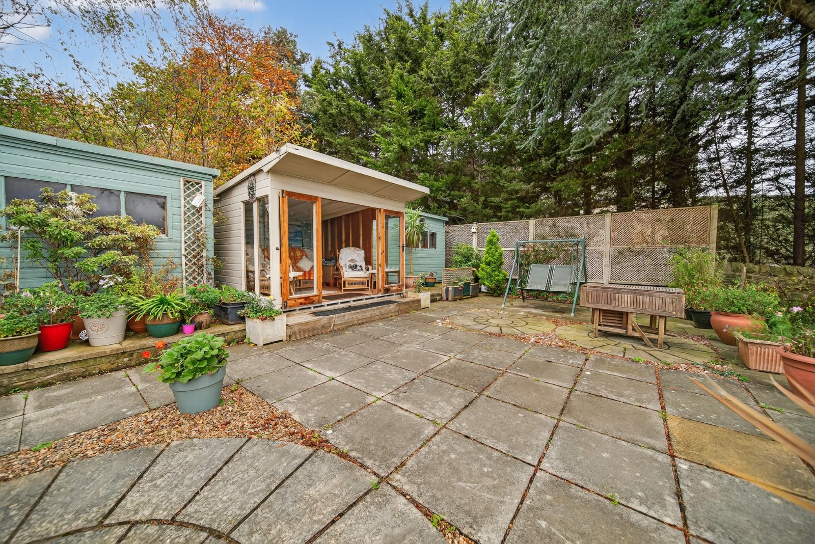 Low Green, Rawdon, Leeds, West Yorkshire, LS19