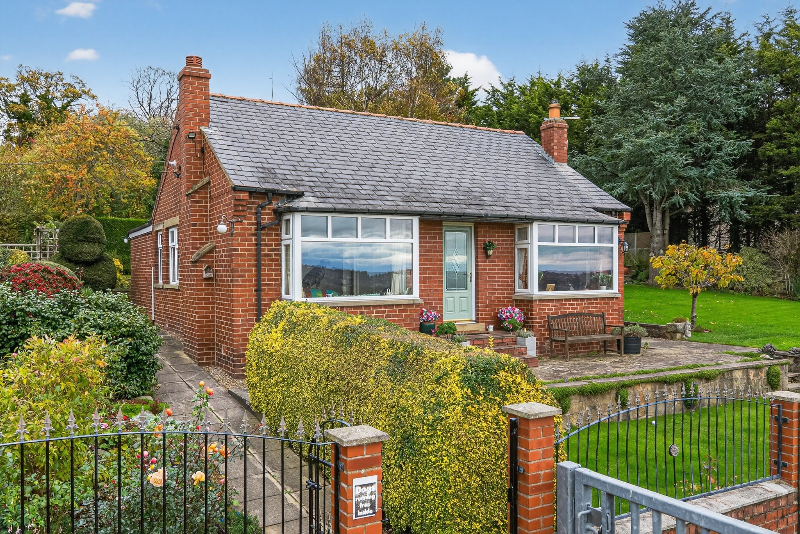 Low Green, Rawdon, Leeds, West Yorkshire, LS19