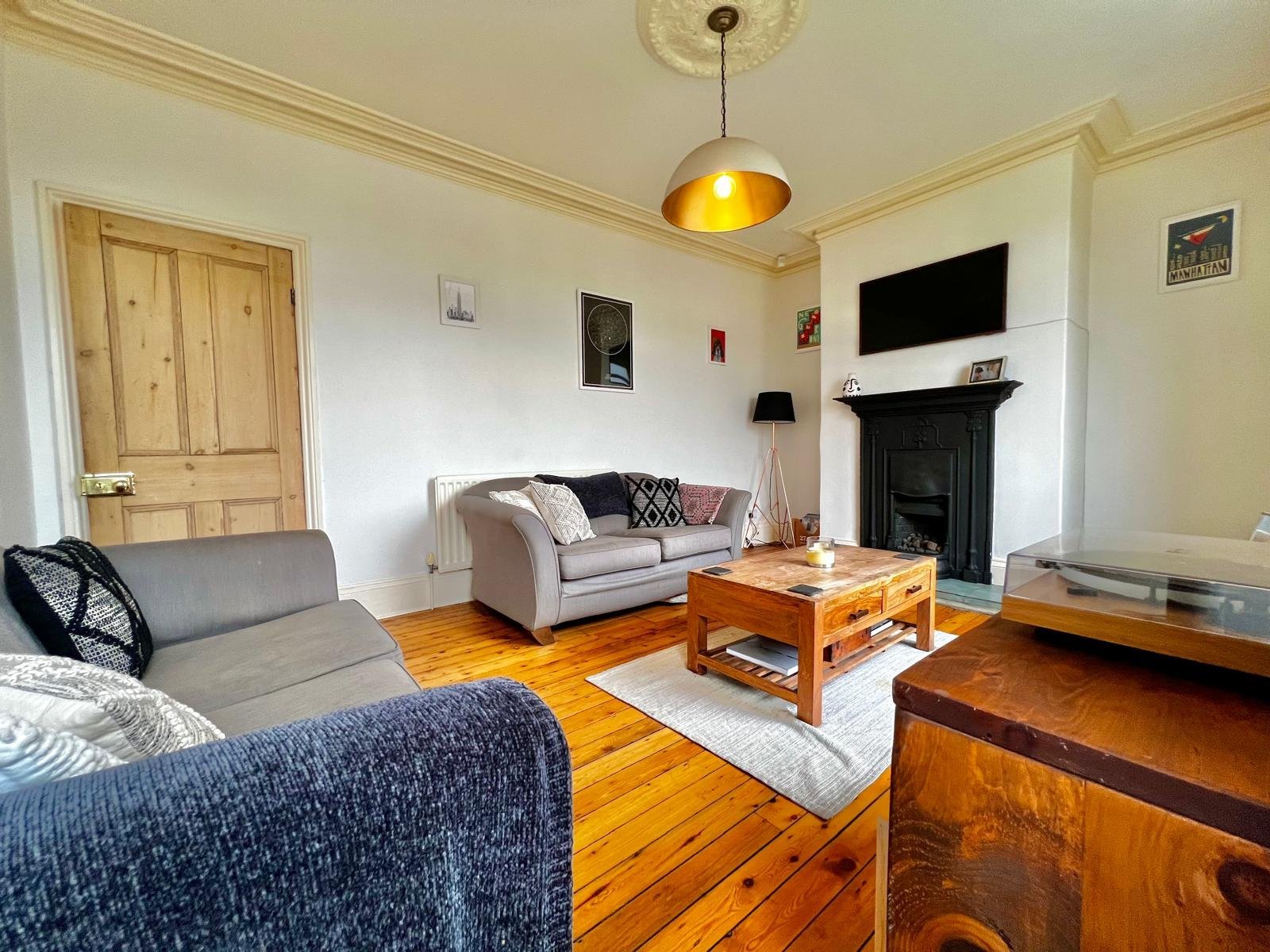 Hopwood Bank, Horsforth, Leeds, West Yorkshire, LS18