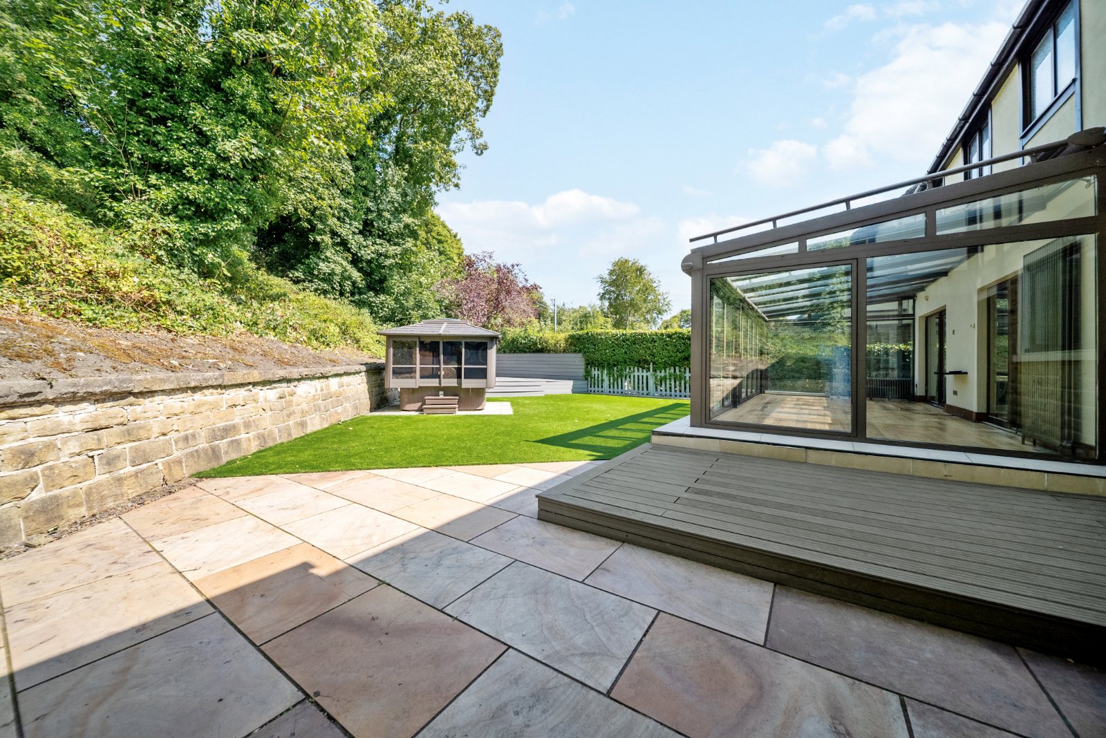 Woodlands Close, Apperley Bridge, West Yorkshire, BD10