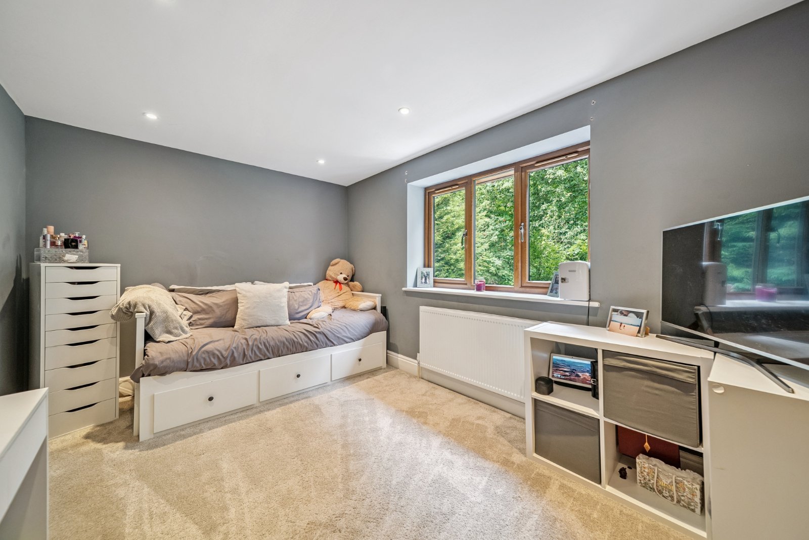 Clara Drive, Calverley, Pudsey, West Yorkshire, LS28