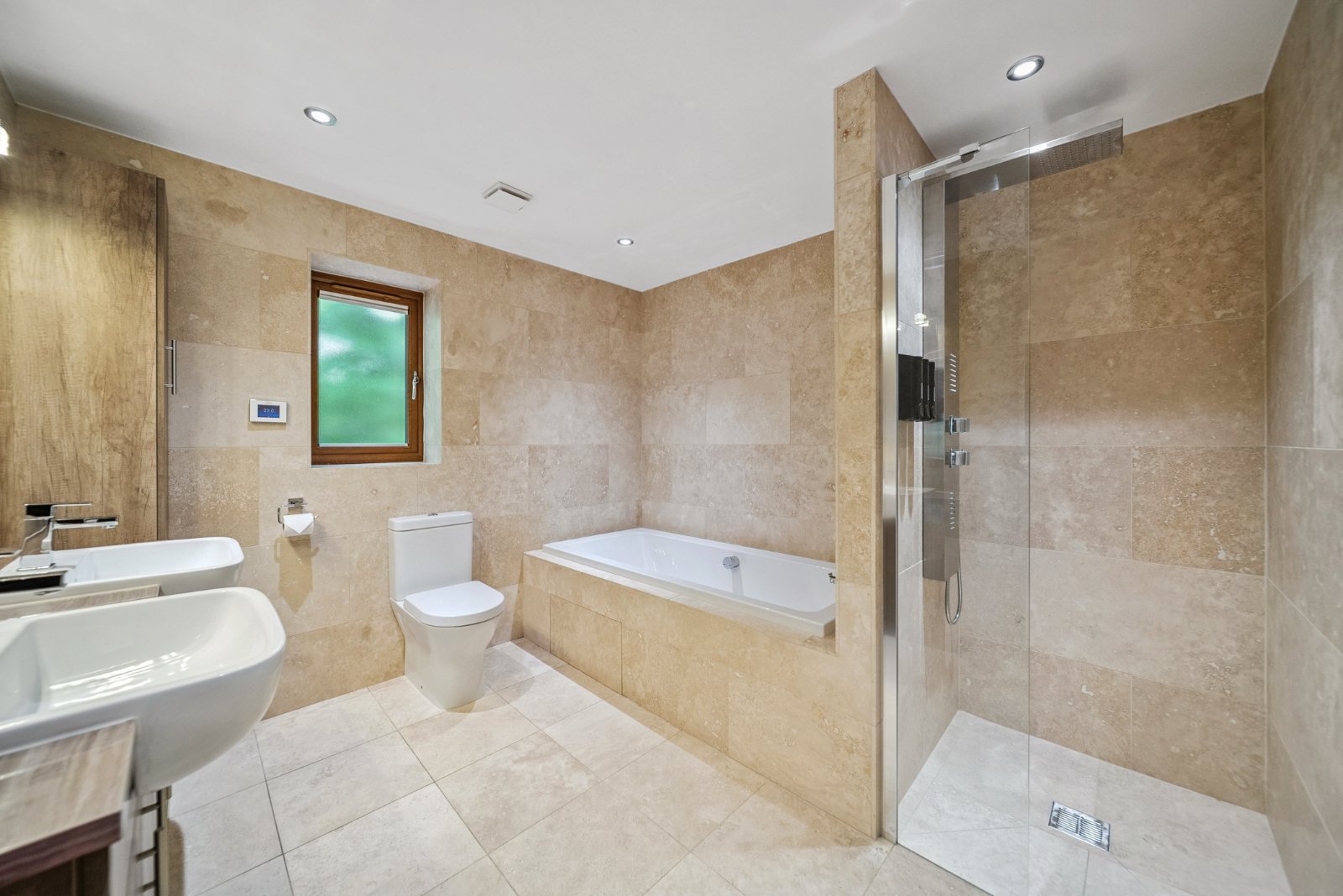 Clara Drive, Calverley, Pudsey, West Yorkshire, LS28