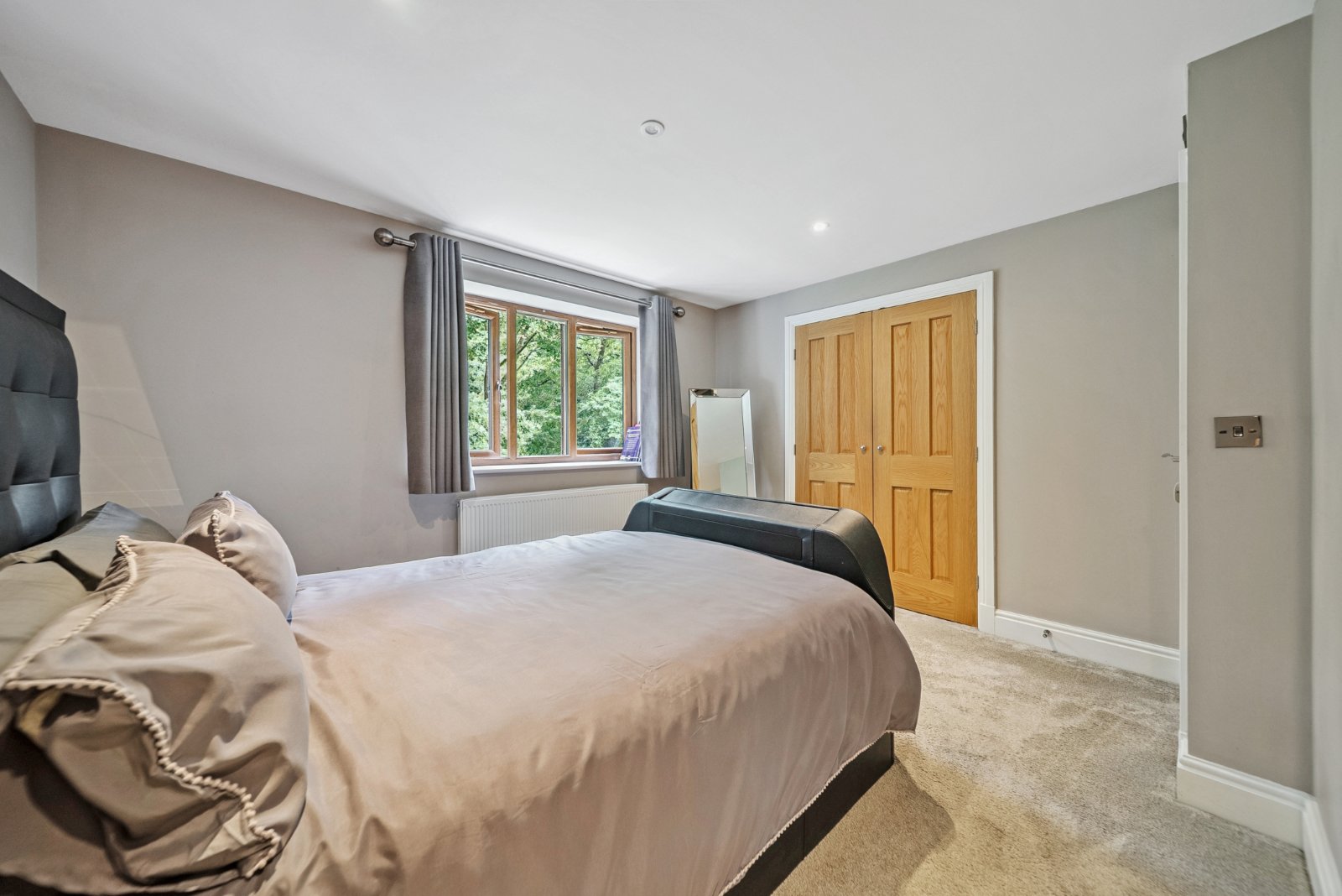 Clara Drive, Calverley, Pudsey, West Yorkshire, LS28