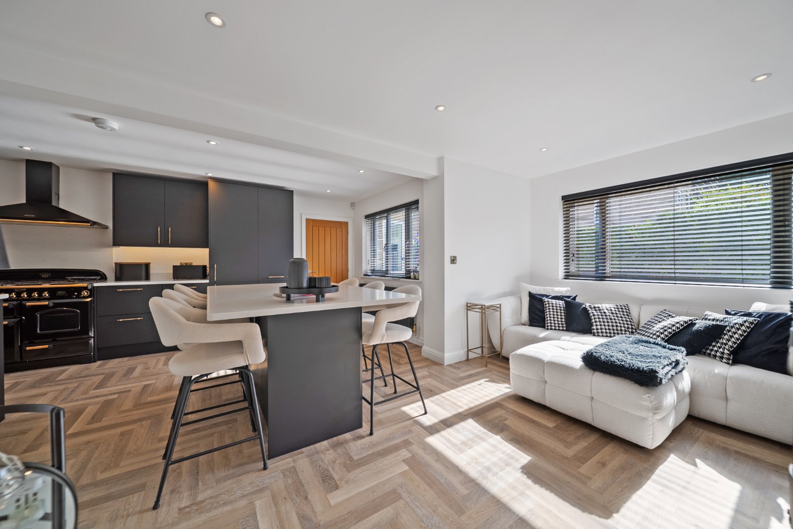 Gladstone Crescent, Rawdon, Leeds, West Yorkshire, LS19