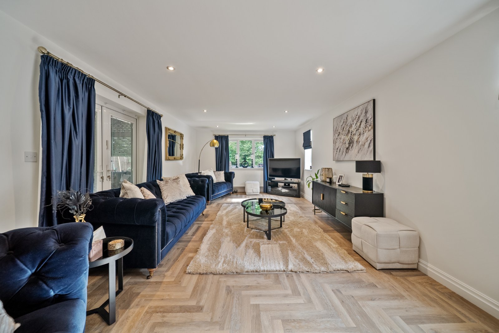 Gladstone Crescent, Rawdon, Leeds, West Yorkshire, LS19