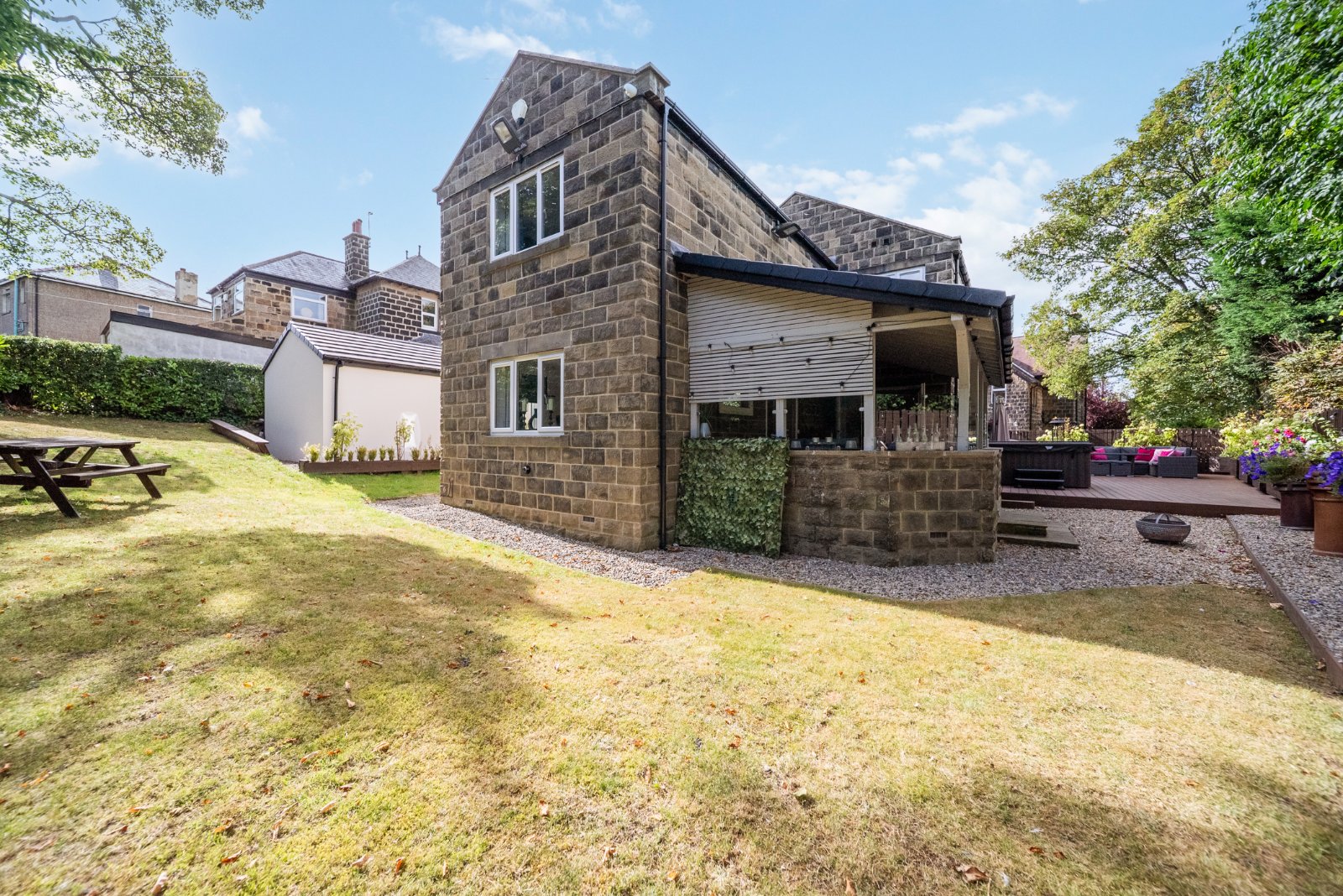 Gladstone Crescent, Rawdon, Leeds, West Yorkshire, LS19