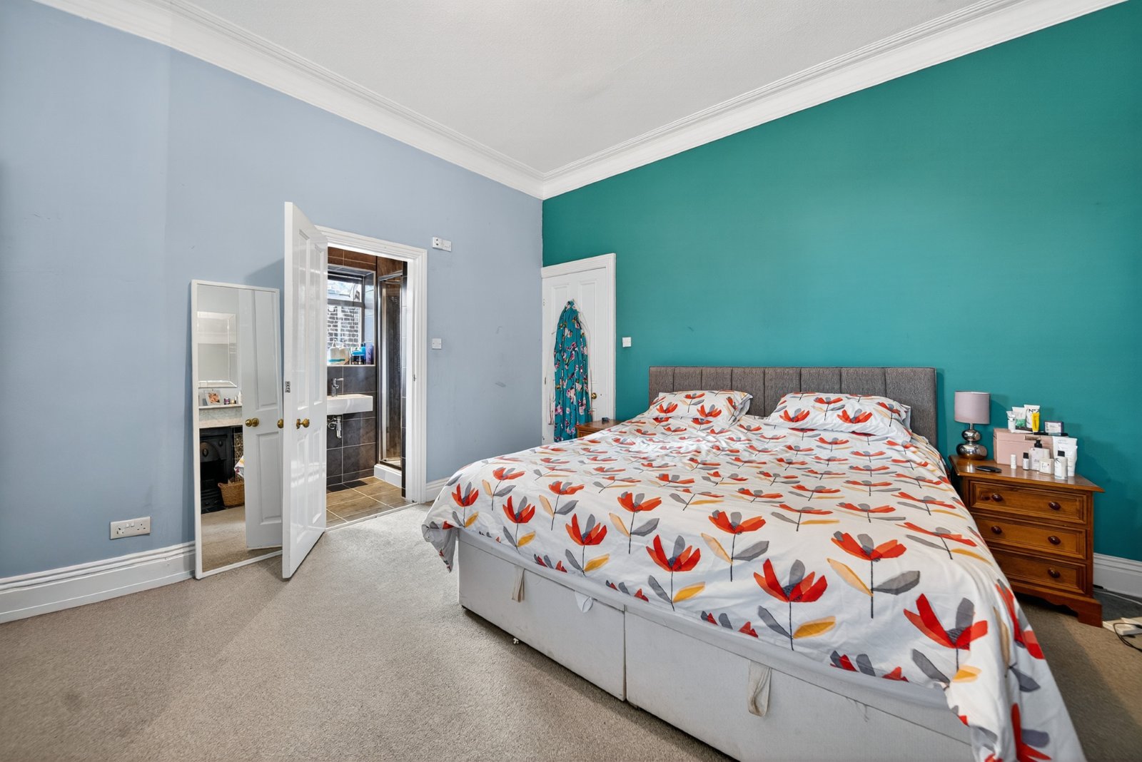 Outwood Lane, Horsforth, Leeds, West Yorkshire, LS18